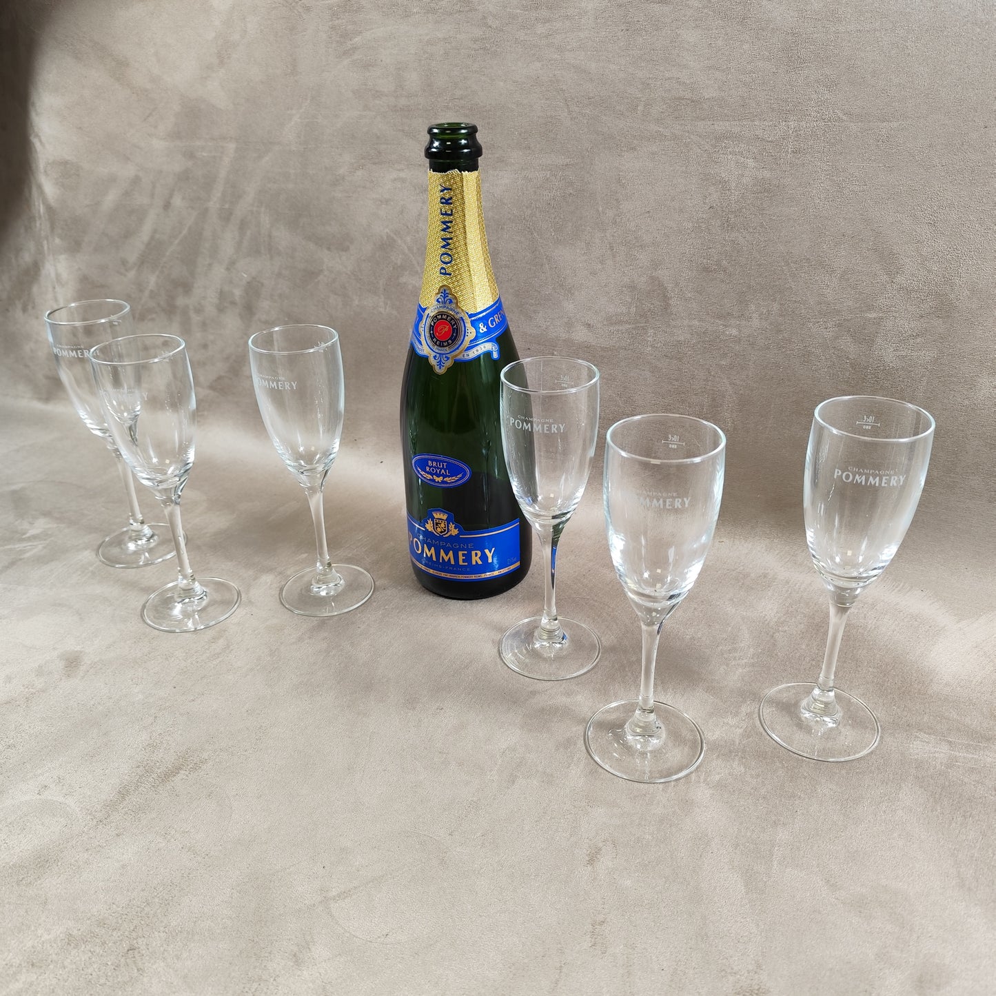 Set of 6 vintage Pommery Champagne glass flutes Made in France