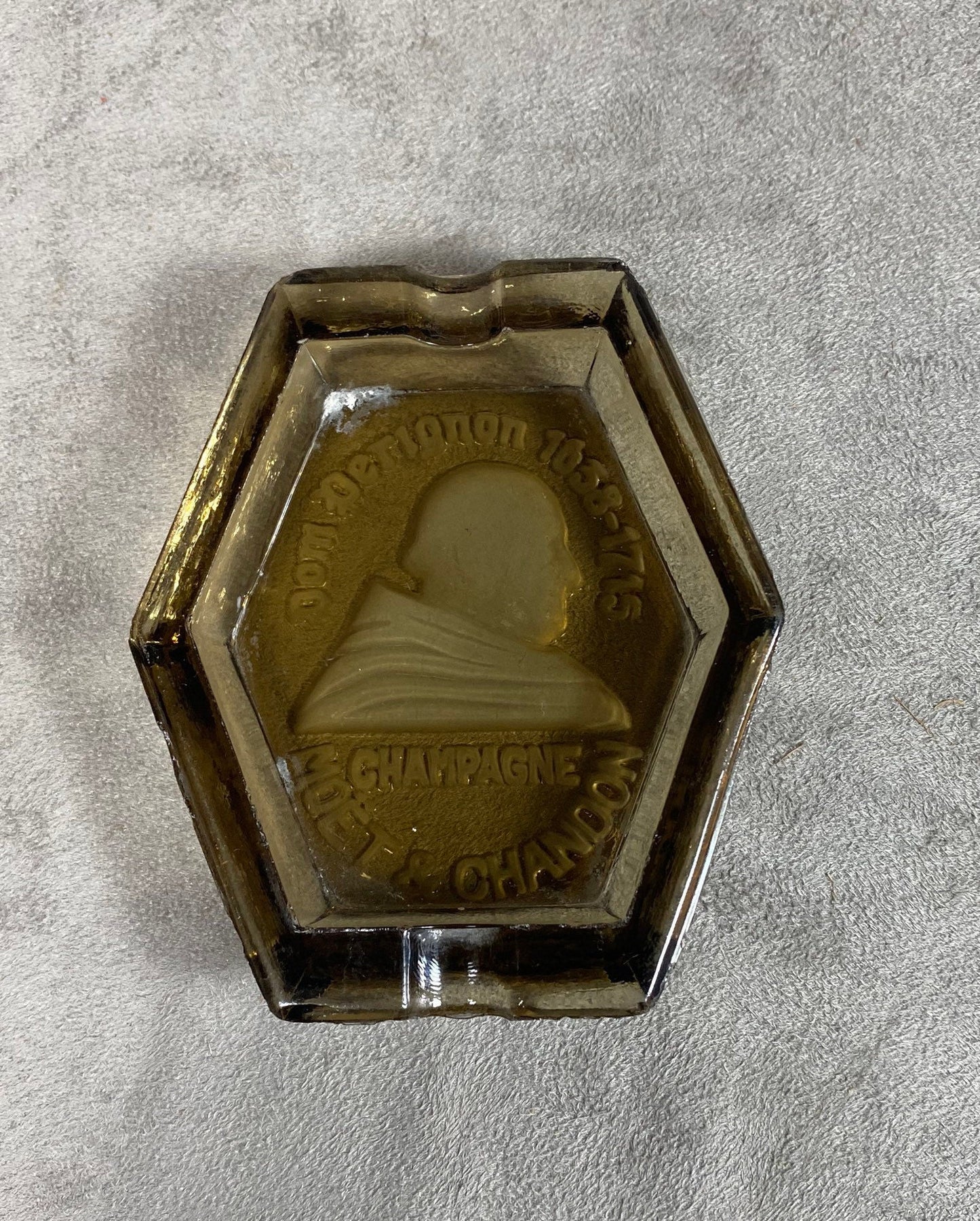 Moët&Chandon Französischer Aschenbecher, Depressionsglas, Champagner Dom Perignon um 1930