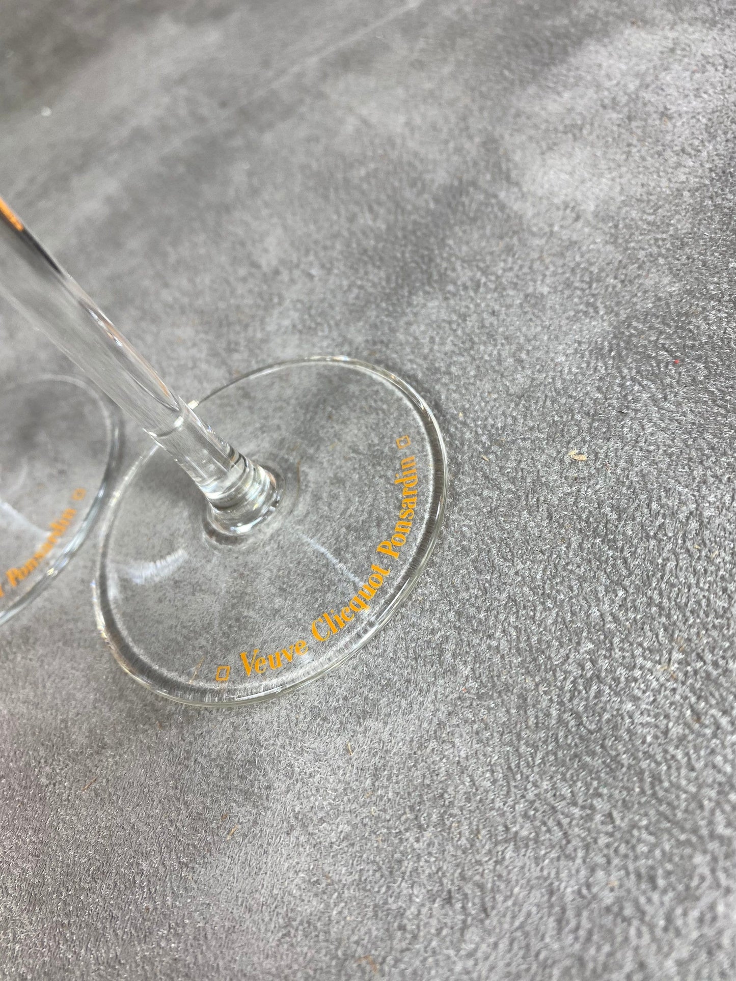 RARE 6 Flûtes Veuve Clicquot L'authentique en verre soufflée bouche vintage made in France