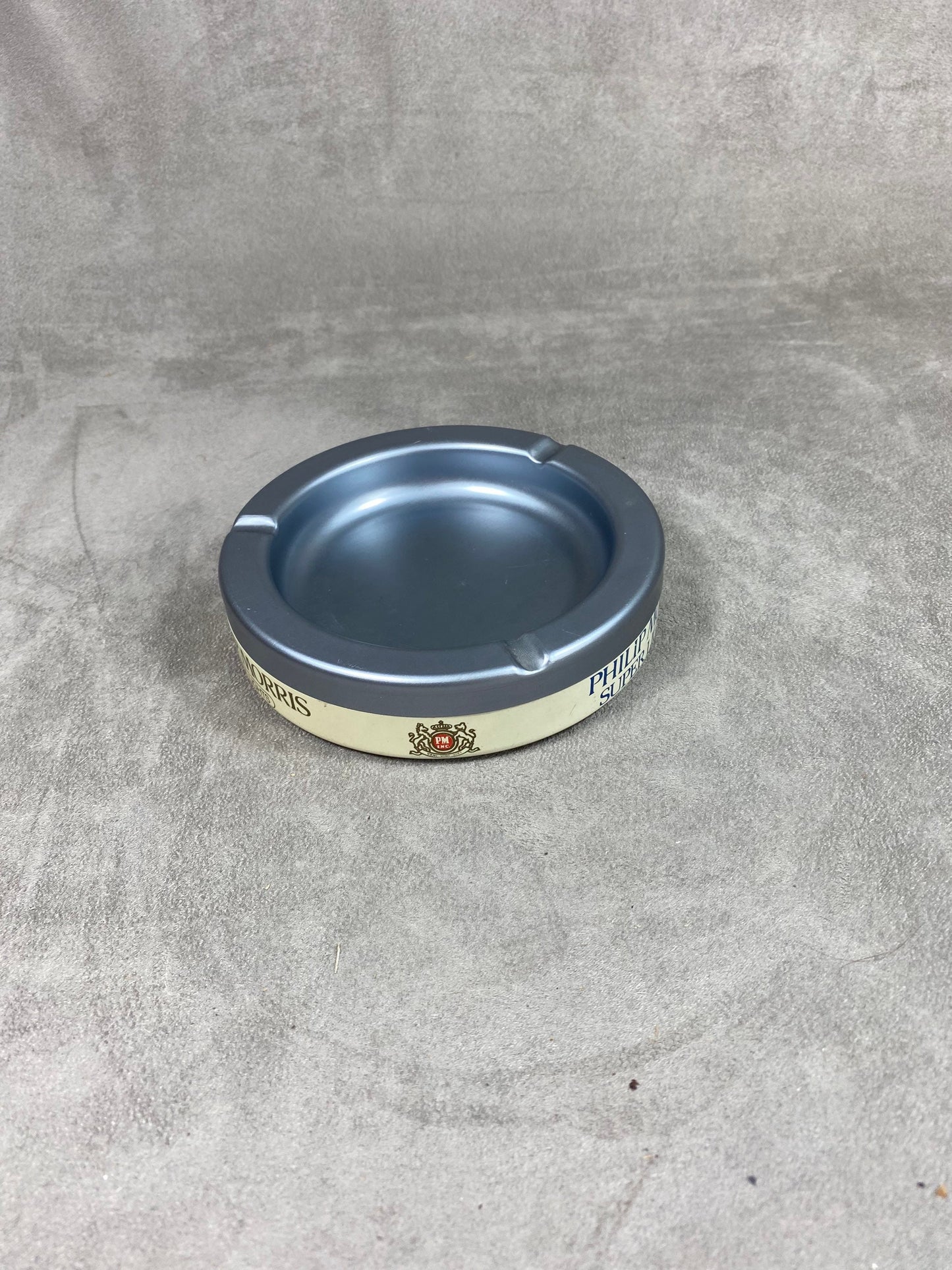 Cendrier vintage en plastique et aluminium Philip Morris par Rexite design Made in Italy Années 1980