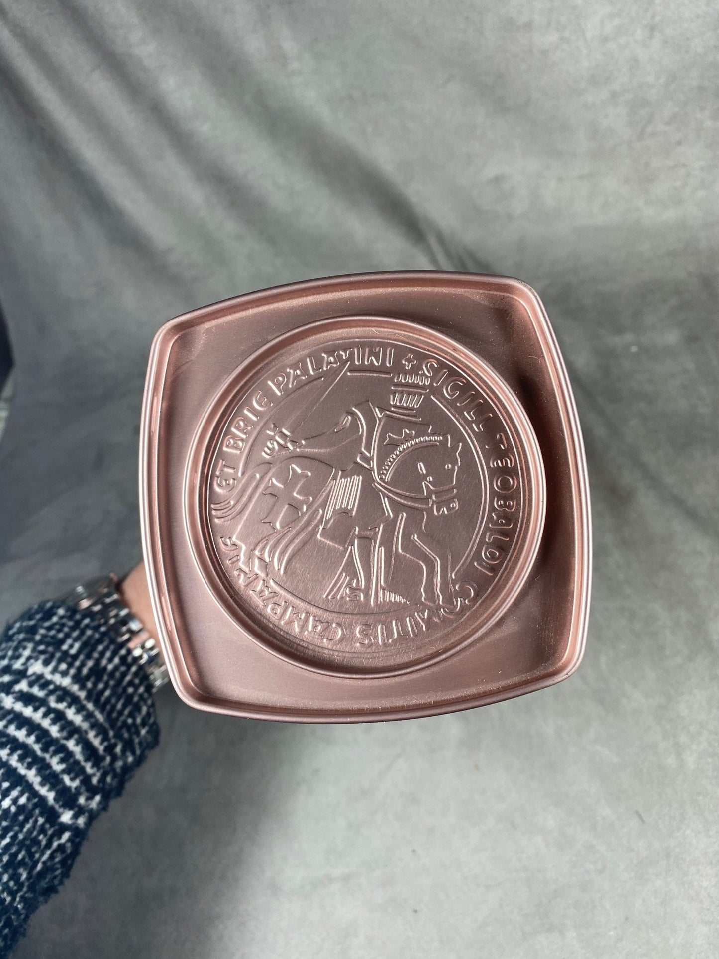Etui à bouteille de champagne Taittinger en métal Made in france