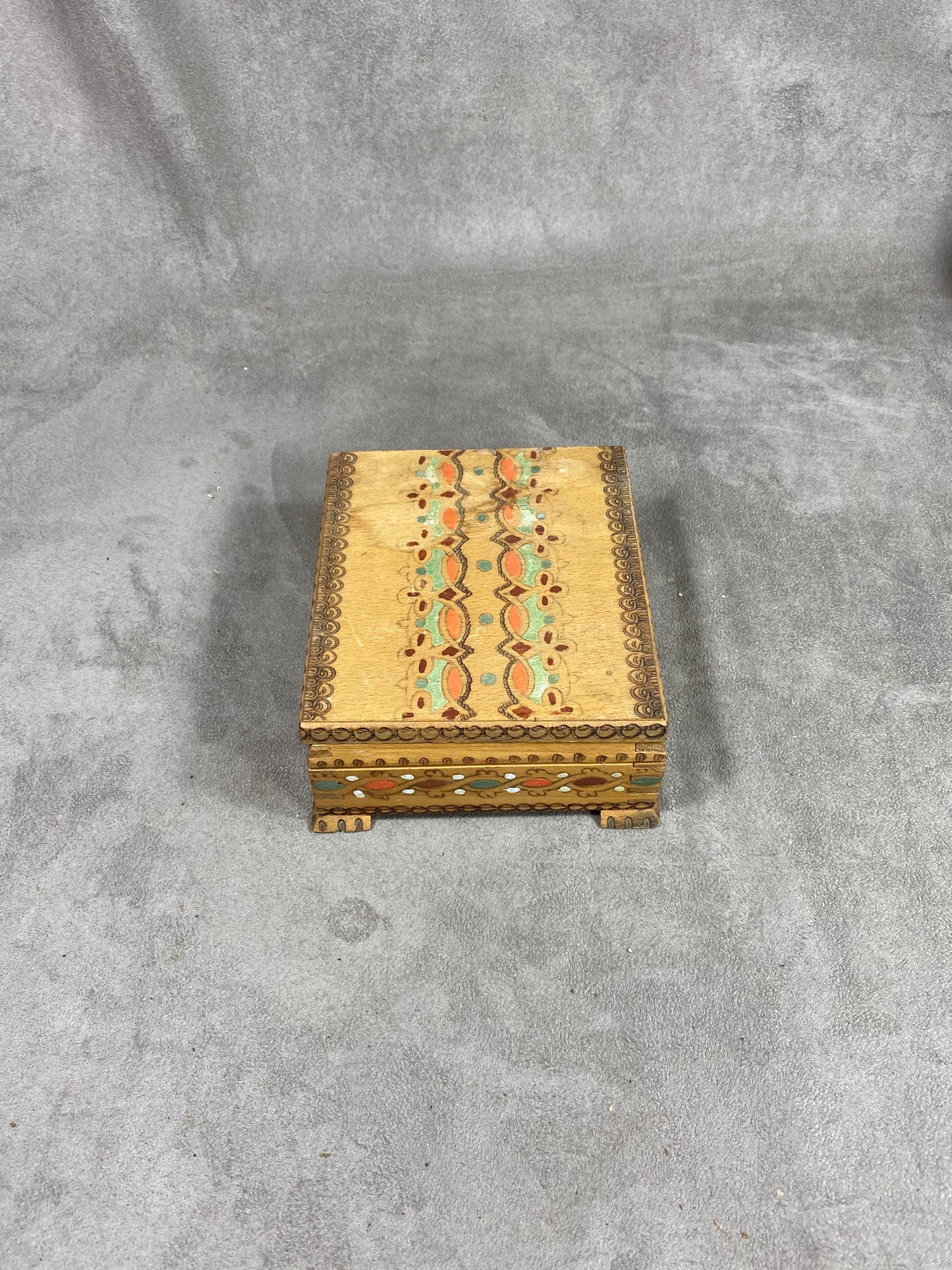 Vintage wooden and plastic cigarette box dispenser Made in France