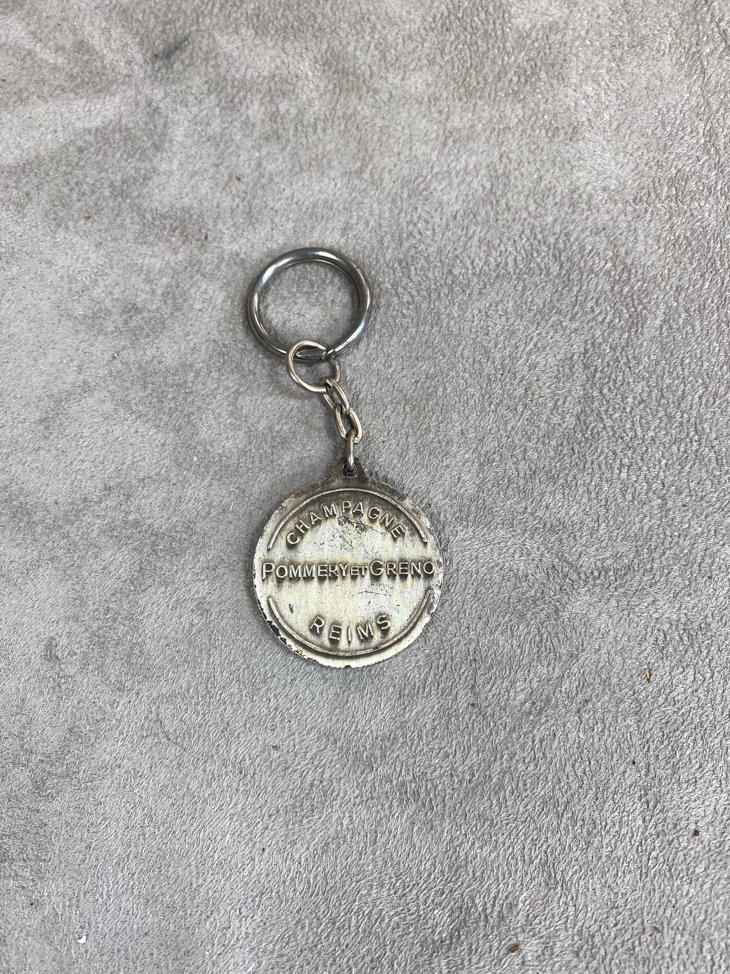 Pommery&Greno metal key ring Made in France 1960s