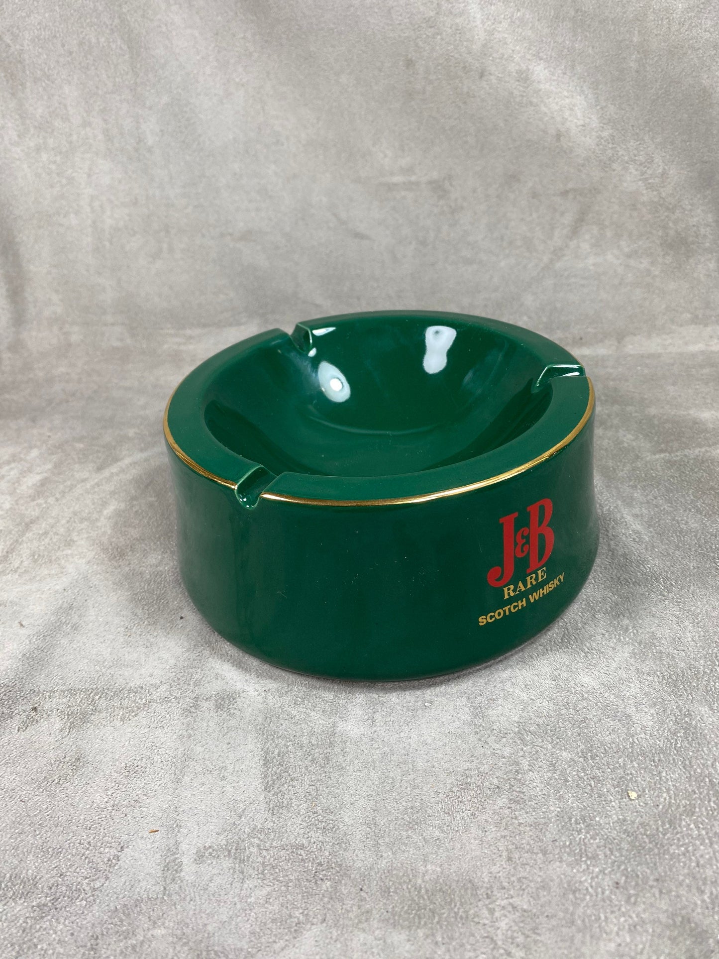 Großer Vintage-Aschenbecher aus grüner Keramik von J&B