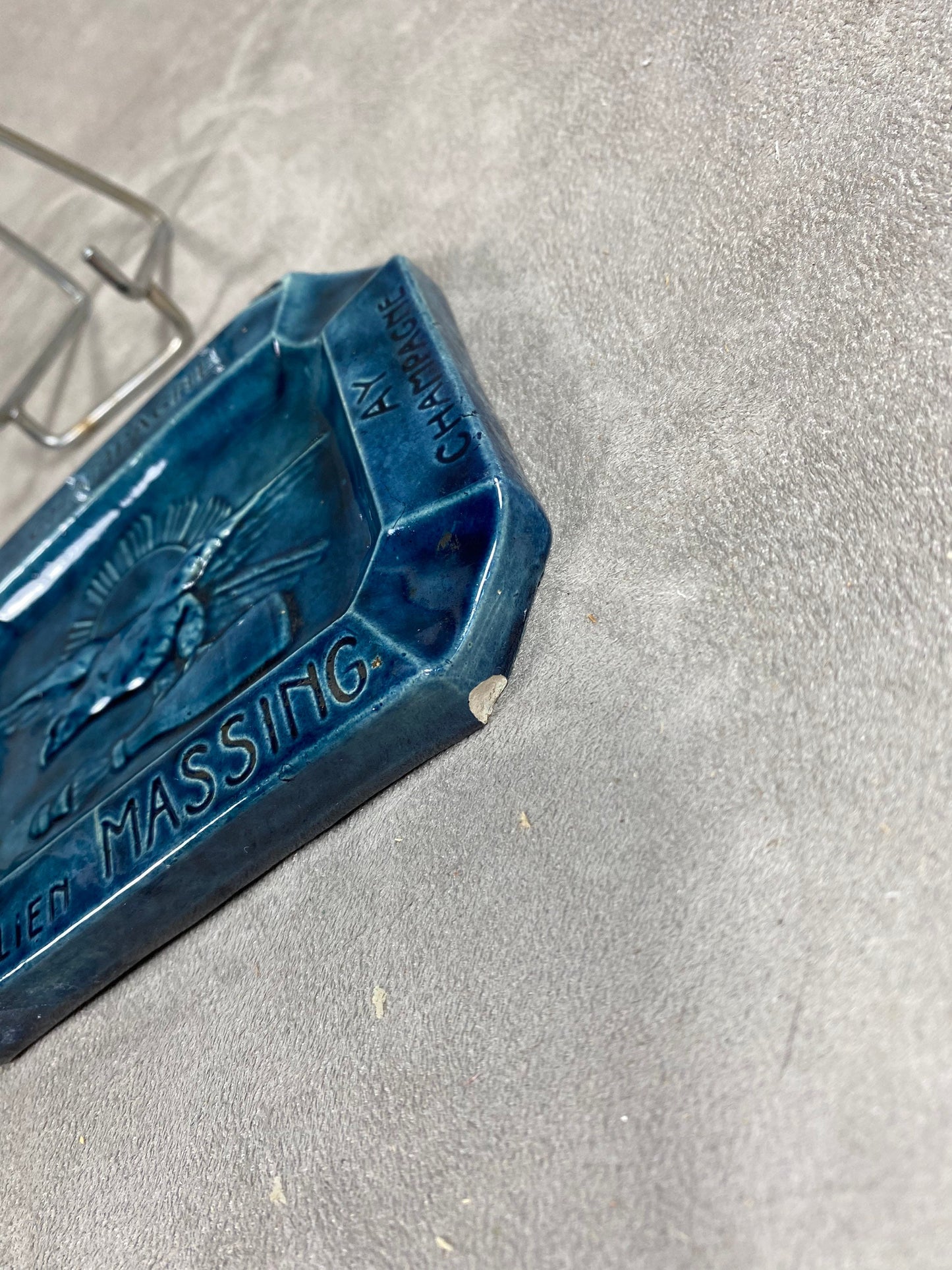 Steingut-Werbe-Aschenbecher, Champagner Julien Massing, Made in France, Vintage 1980