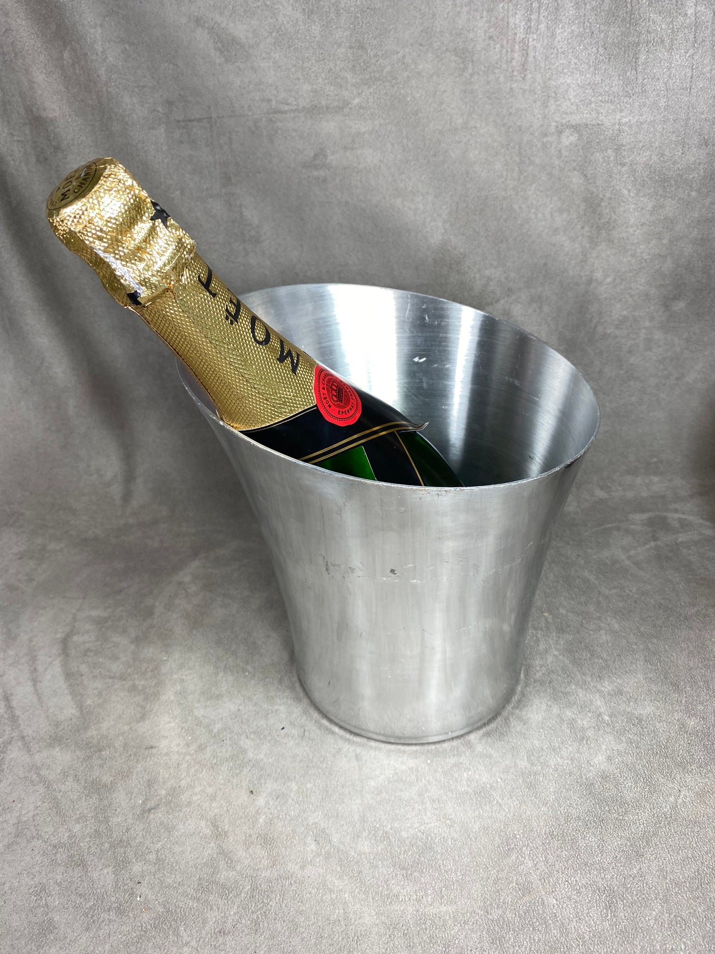 Seau à champagne en aluminium Laurent-Perrier vintage made in france Années 1990