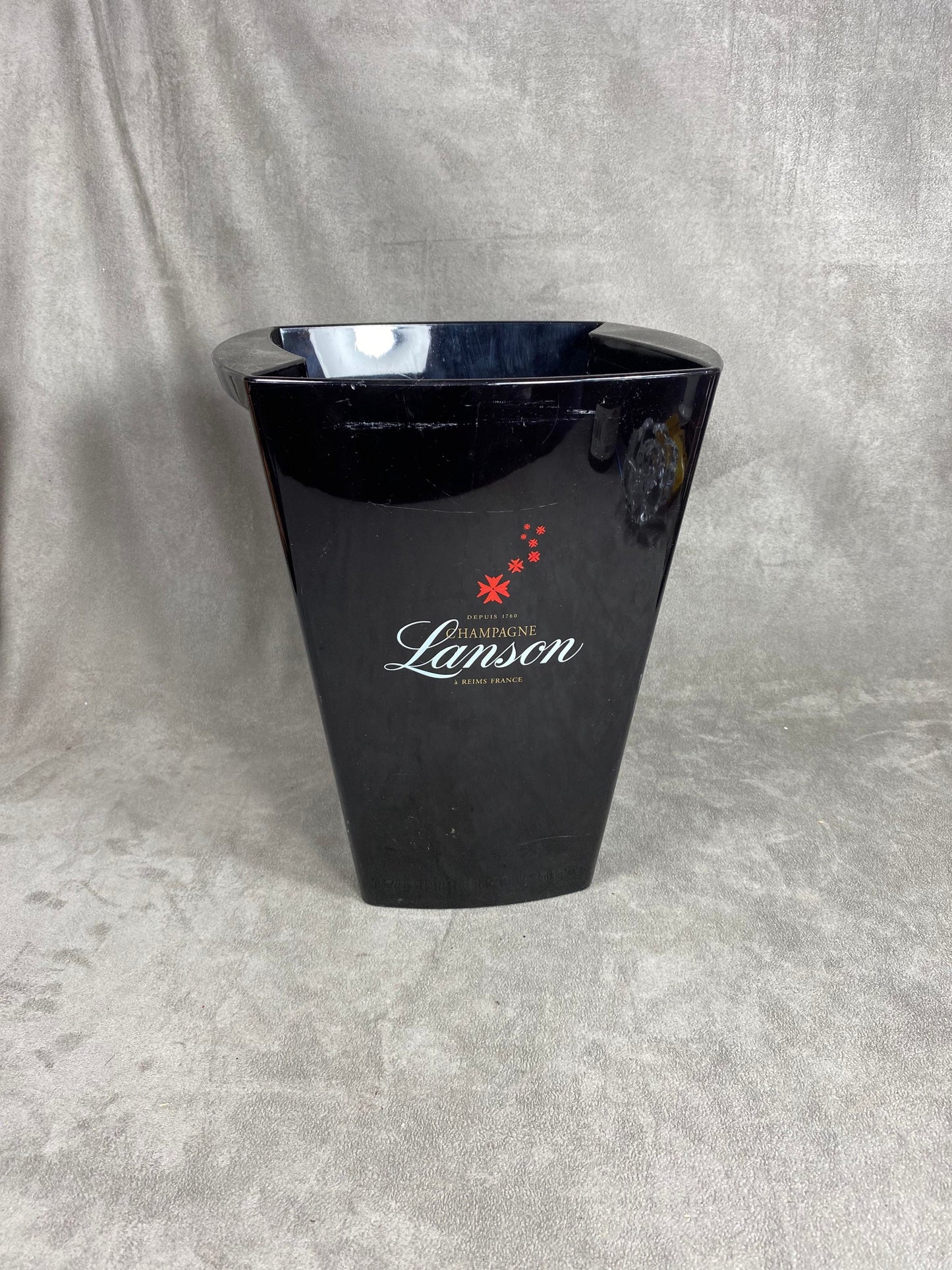Seau à champagne Lanson en plastique noir Champagne Lanson vintage Made in France