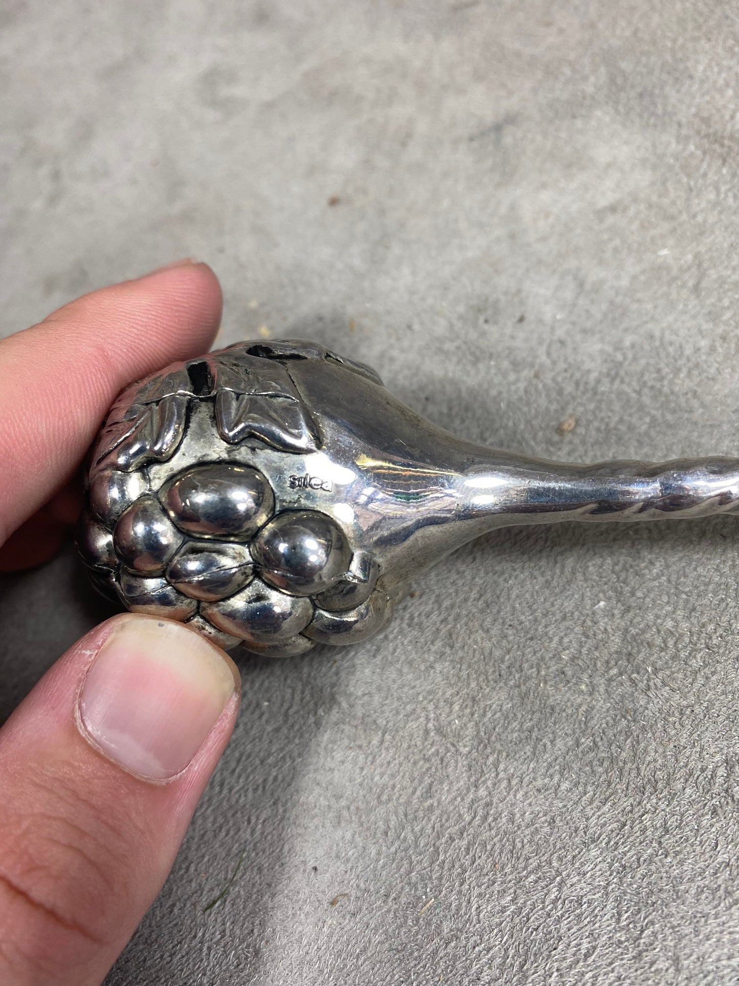 RARE Bouchon stoppeur en métal argenté pour bouteille de champagne entamée