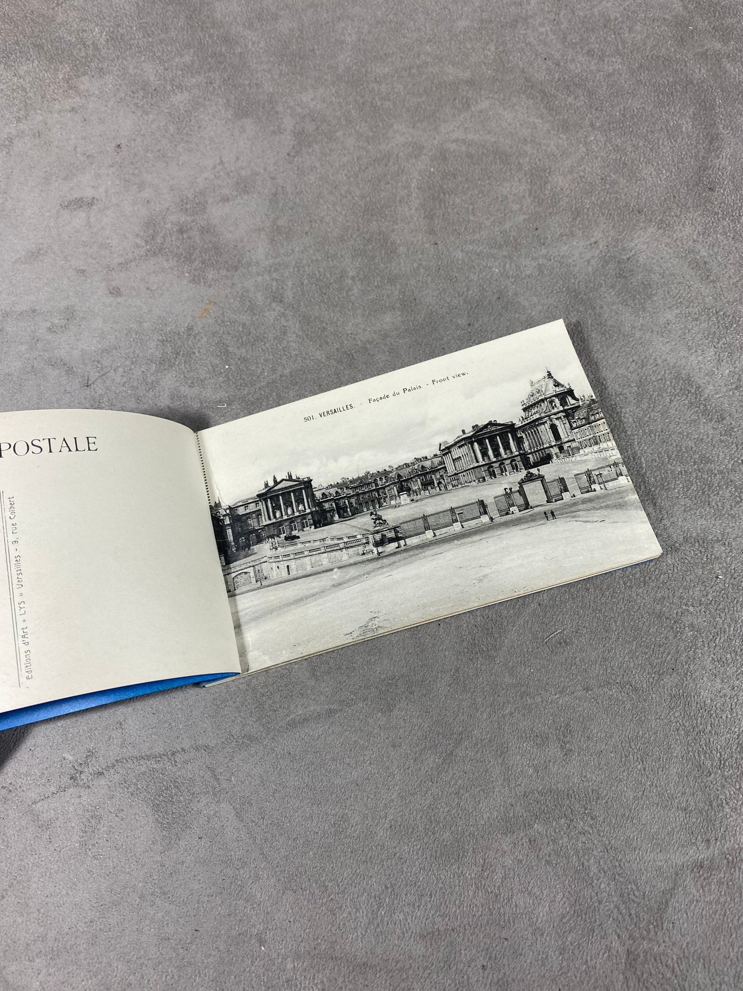Cardboard postcard booklet of Versailles and the Trianon in Paris Made in France 1950s