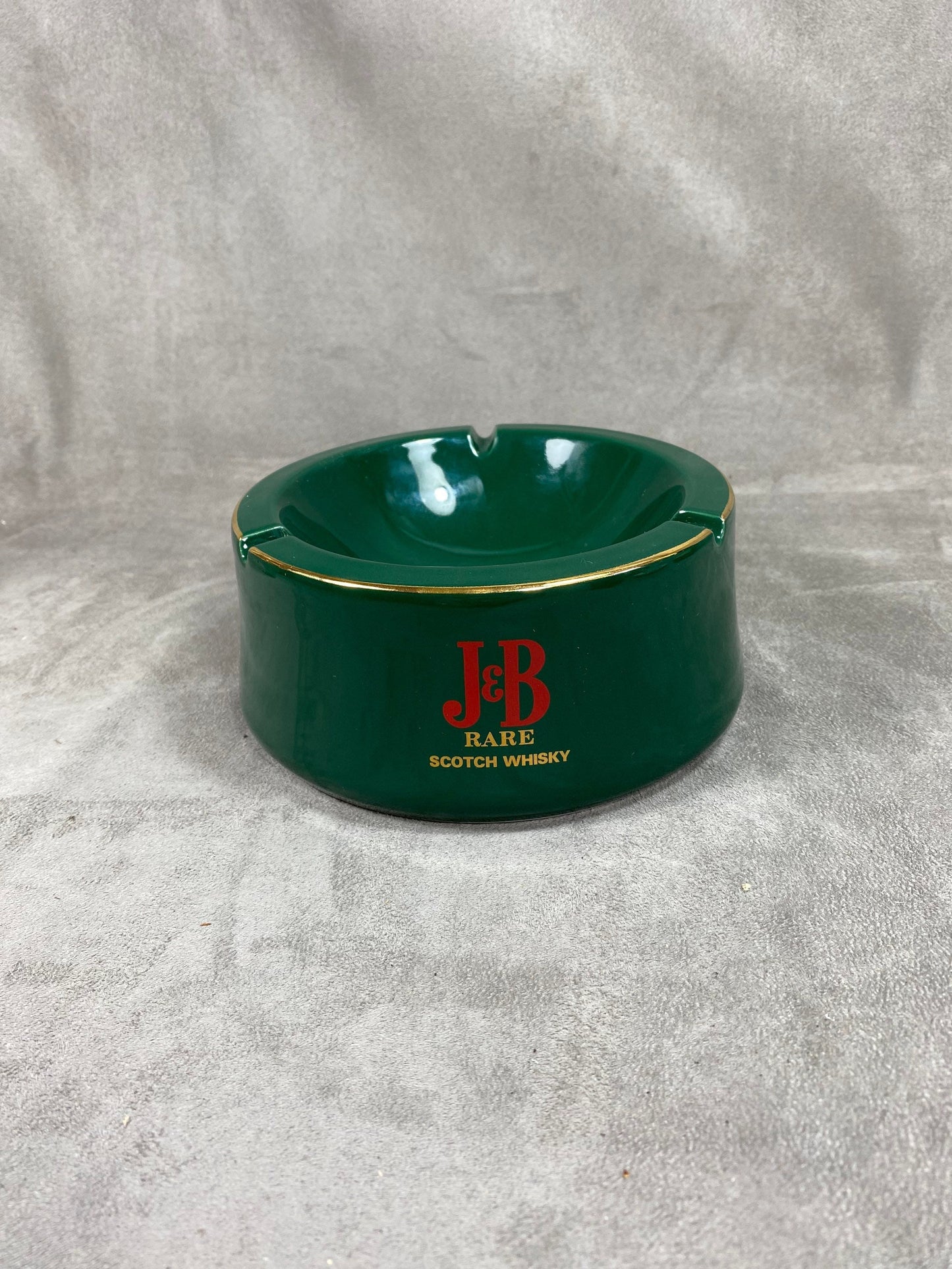 Großer Vintage-Aschenbecher aus grüner Keramik von J&B