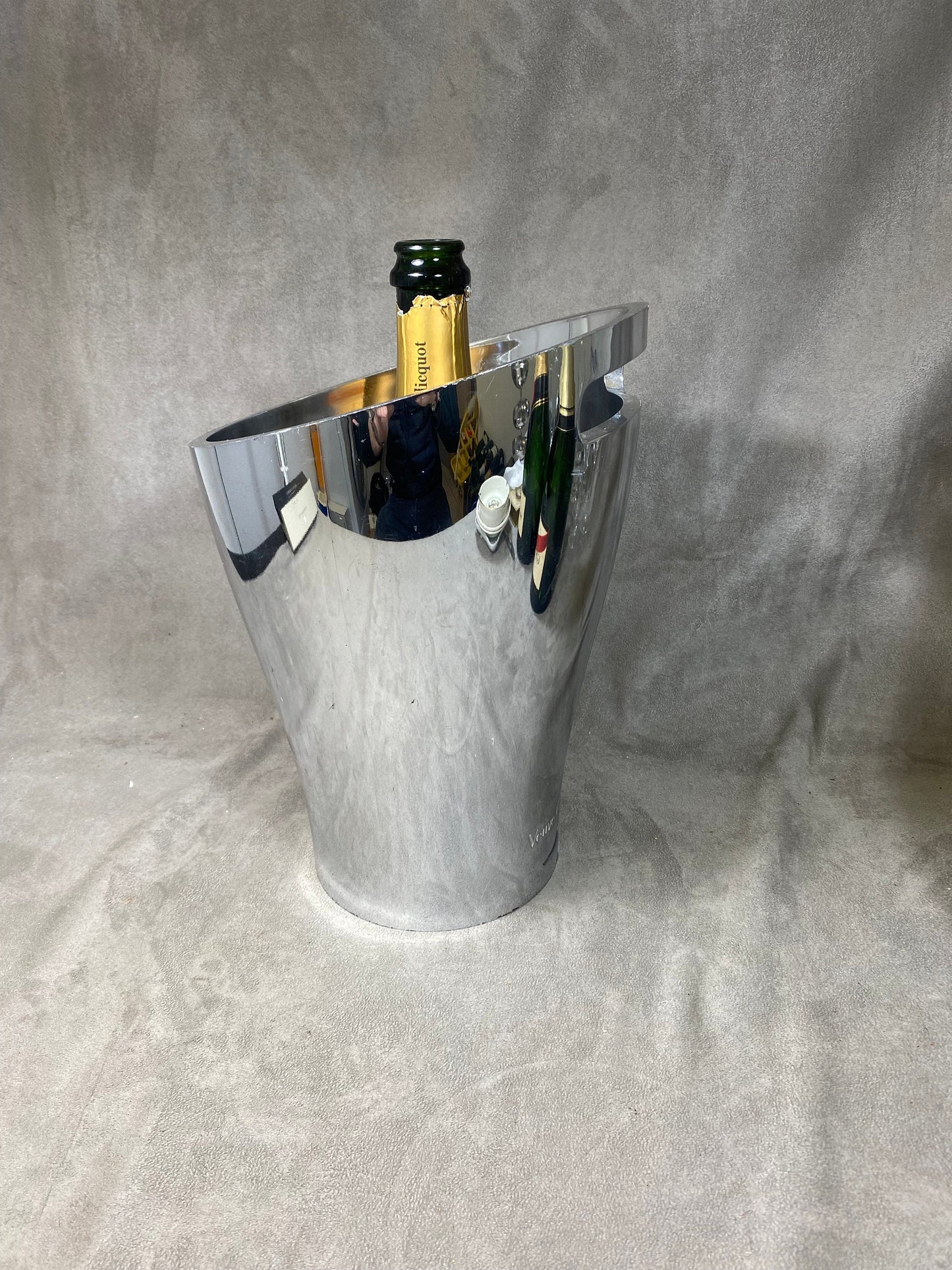 Veuve Clicquot seau La Grande Dame seau acrylique miroir Christophe Pillet pour bouteille de champagne Champagne Made in France
