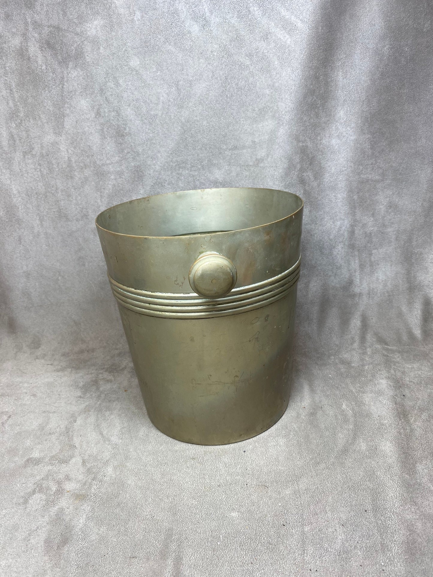Millésime Français Champagne Silverplate Bucket Cooler MORLANT CHRISTOFLE Seau à champagne en métal 1950's