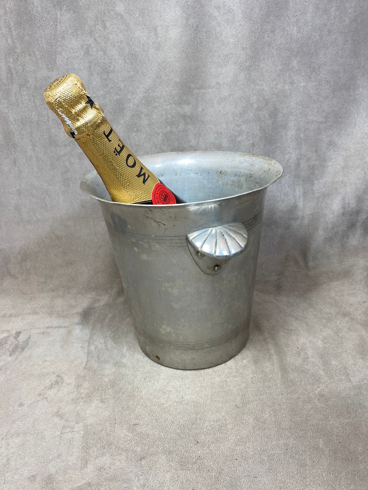 Seau à champagne en aluminium Möet & Chandon vintage 1970 Made in France