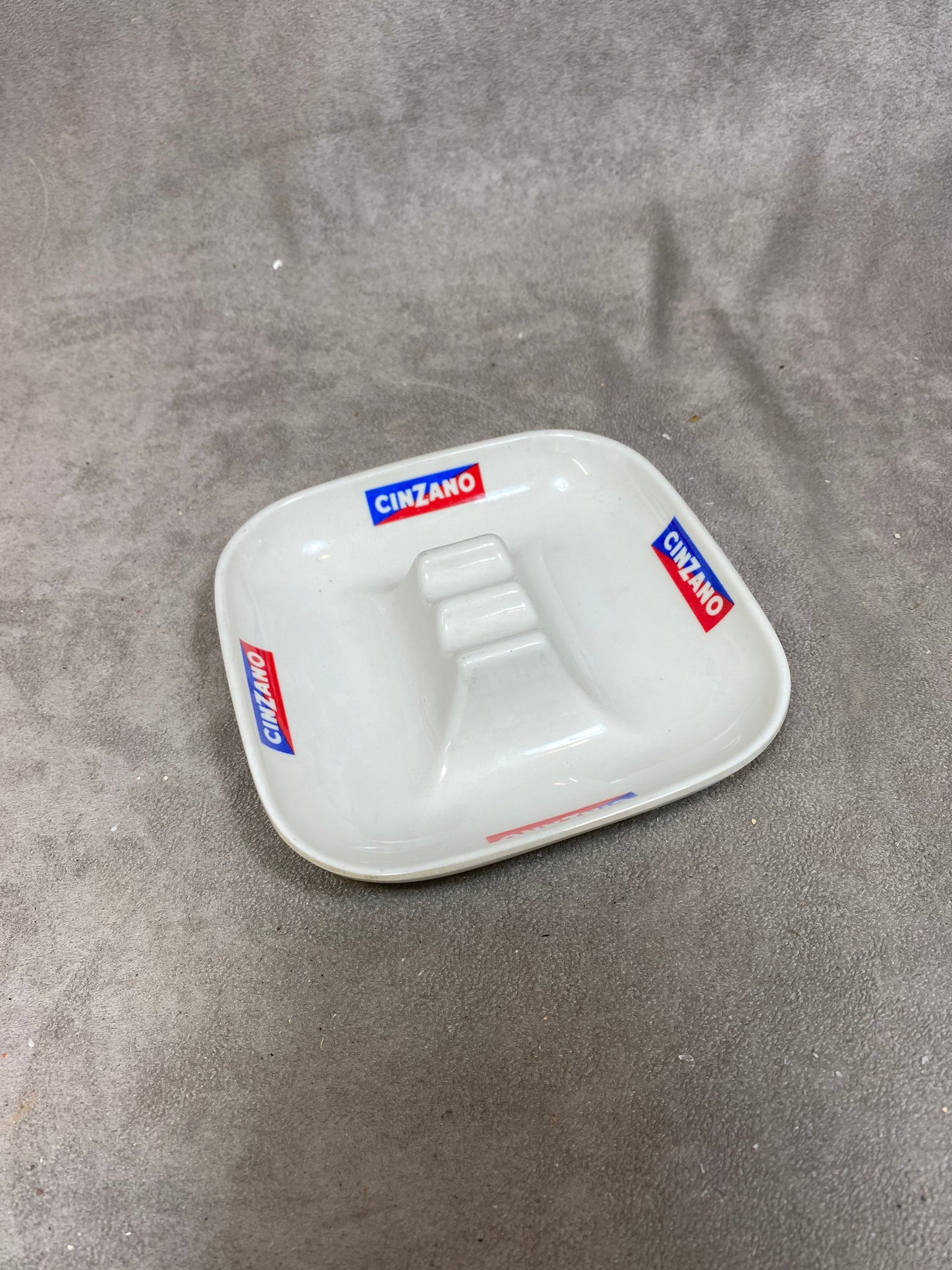 Ornamin Kunststoff Werbeaschenbecher, Cinzano, Made in France, Vintage 1970