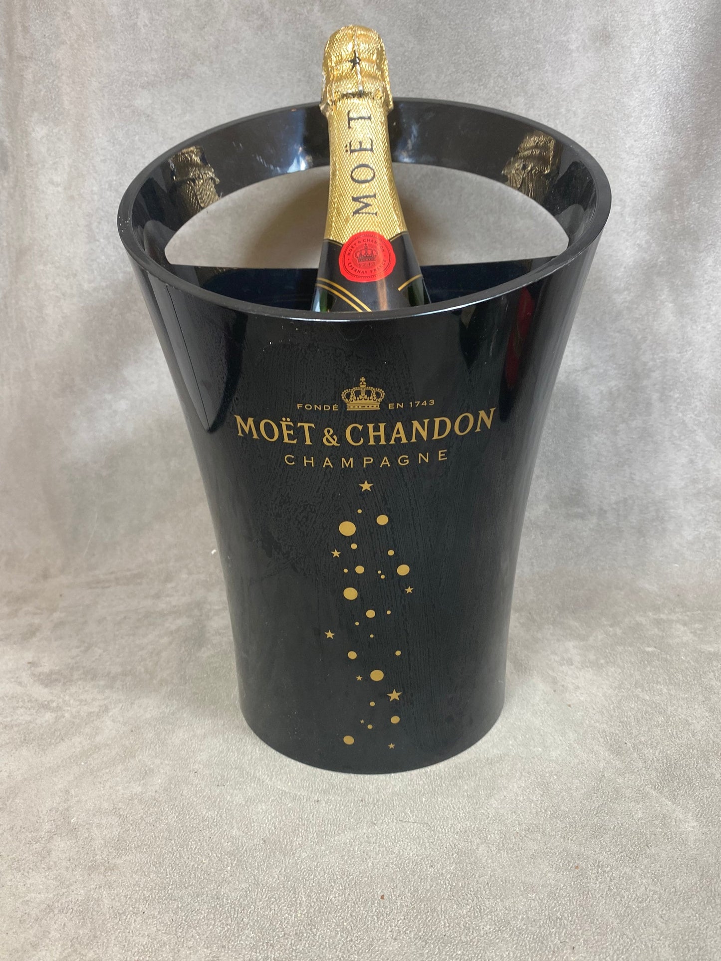 Seau à champagne en plastique noir Möet & Chandon vintage Jean-Marc Gady design