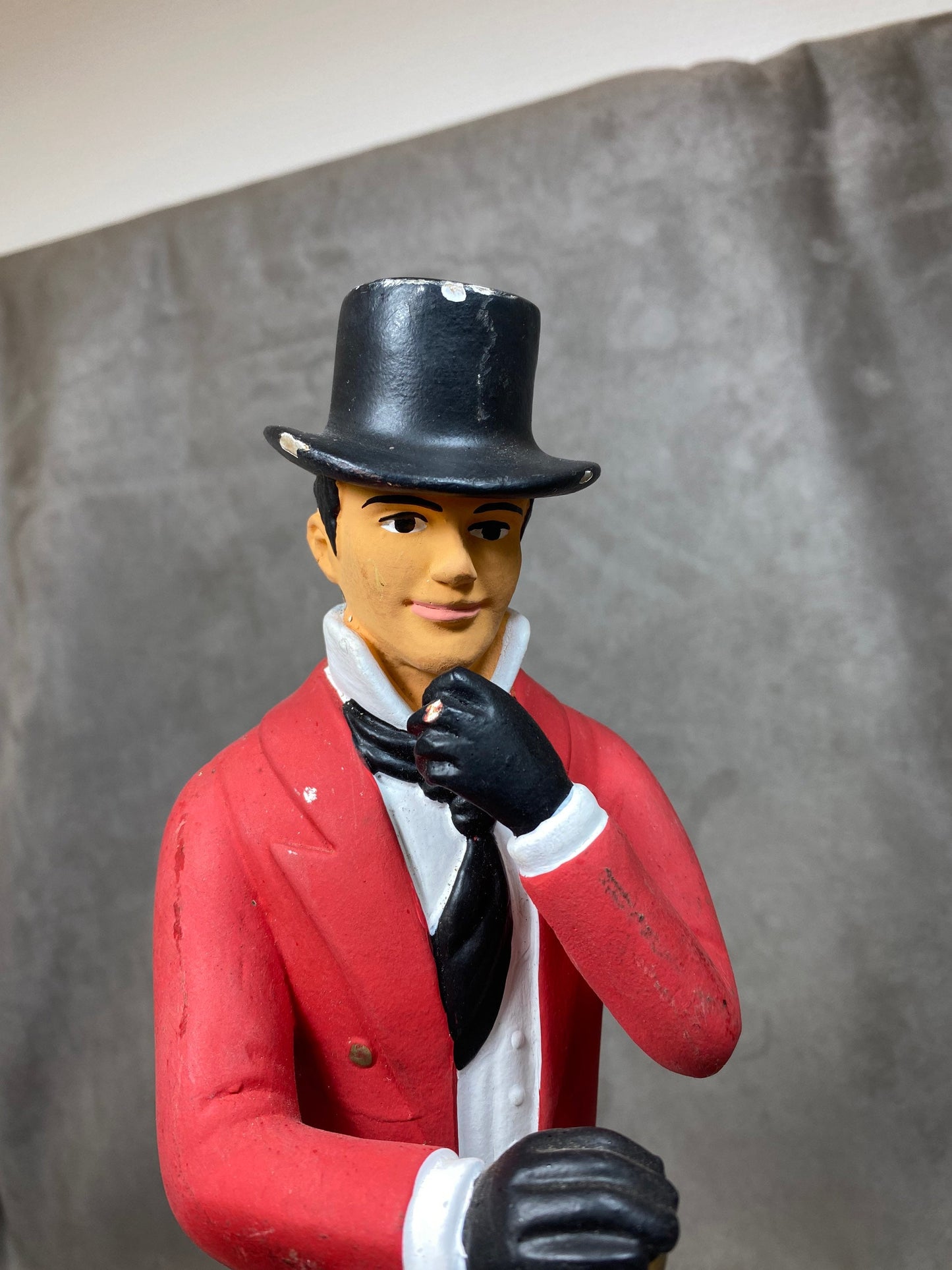 RARE Johnnie Walker Striding Man Figurine en plâtre Vintage 1970