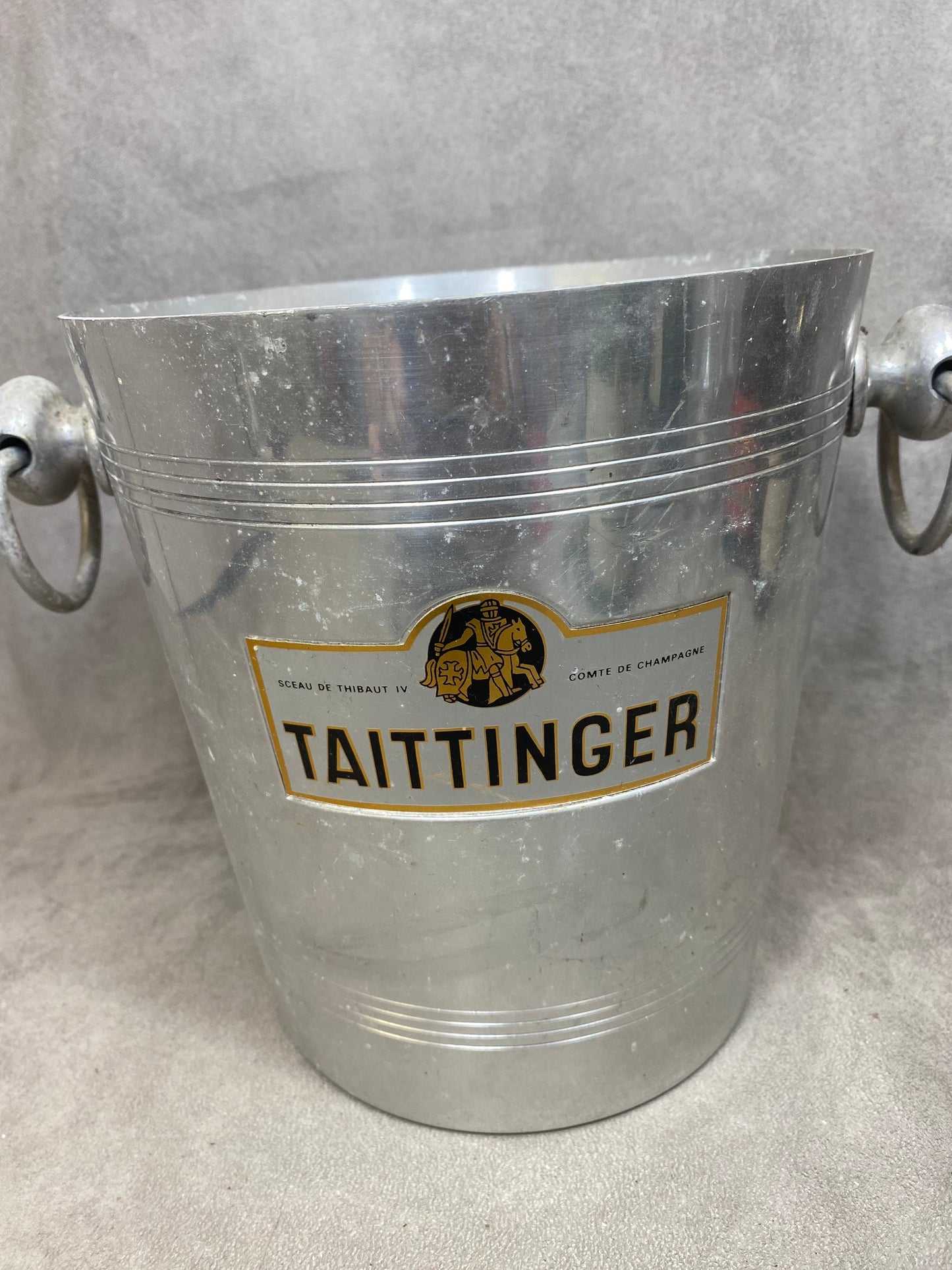 Seau à champagne Taittinger en métal vintage Made in France