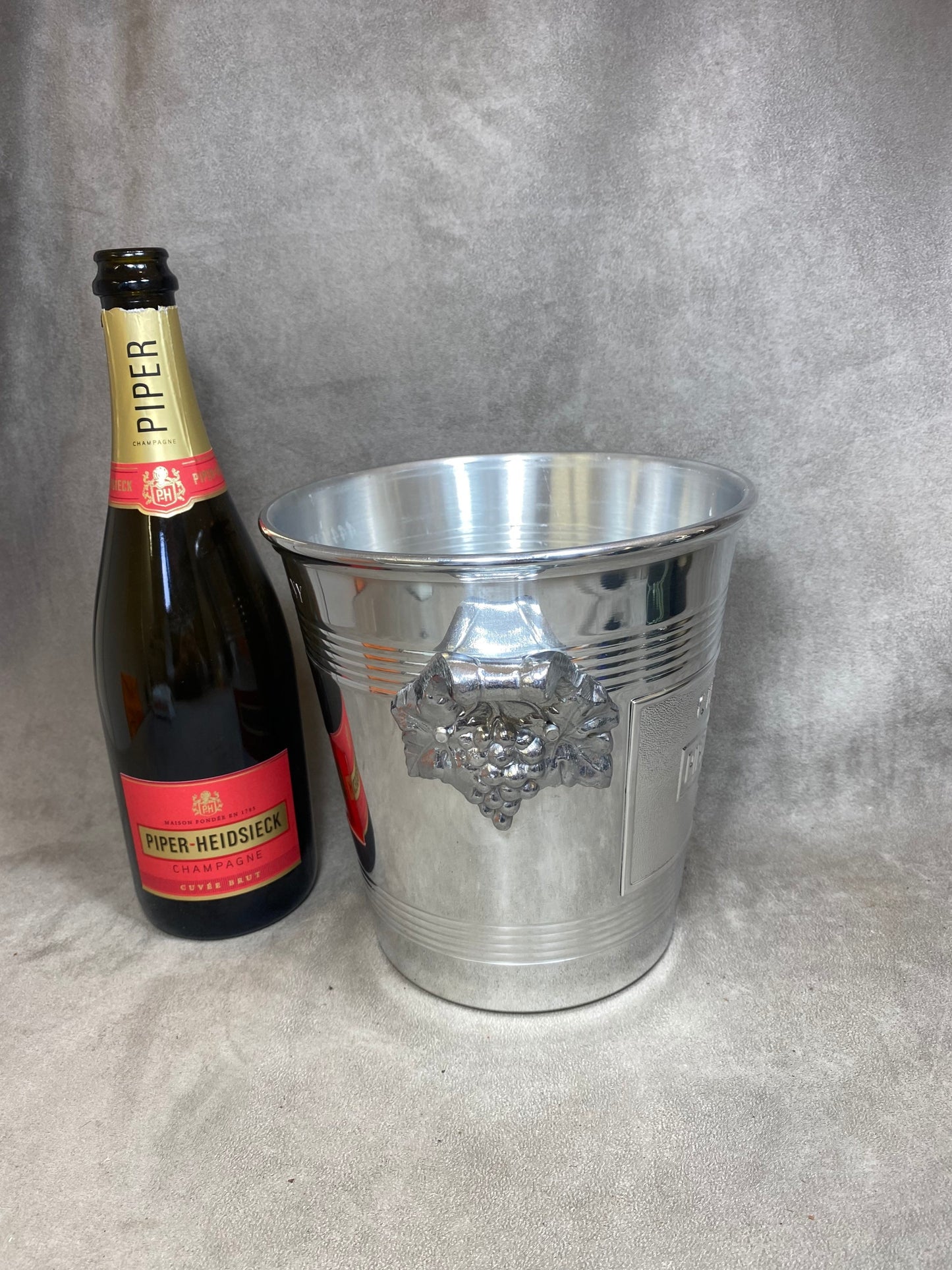VERY RARE Magnificent vintage Piper-Heidsieck special edition Marylin Monroe aluminum champagne bucket 1970s