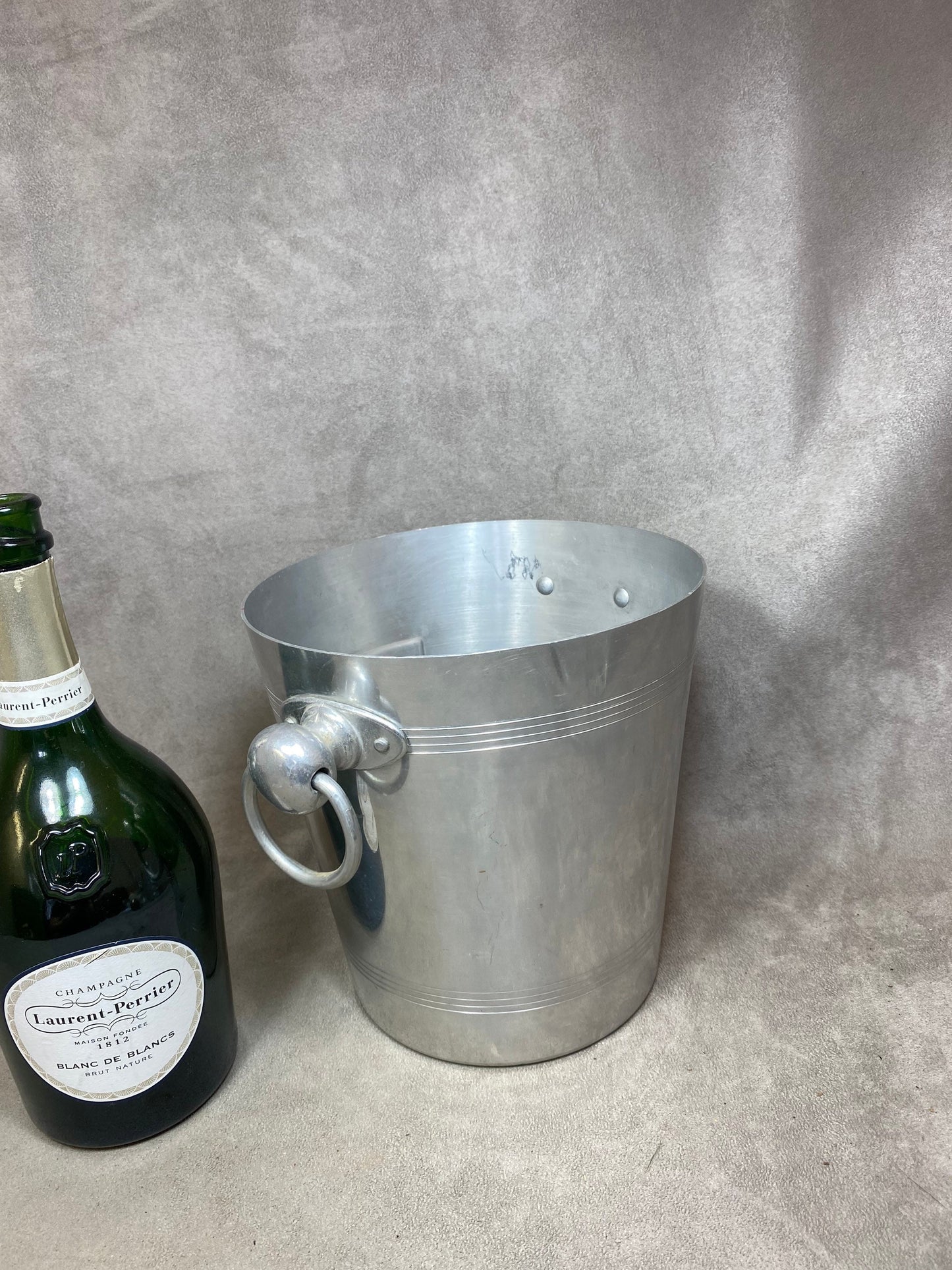 Seau à champagne en aluminium Laurent-Perrier vintage made in france Années 1970