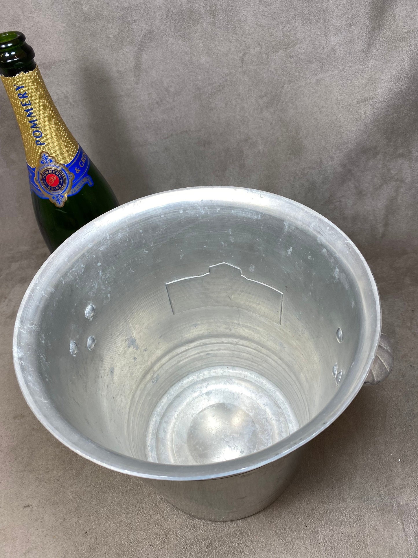 Seau à champagne Pommery&Greno en aluminium vintage Made in France