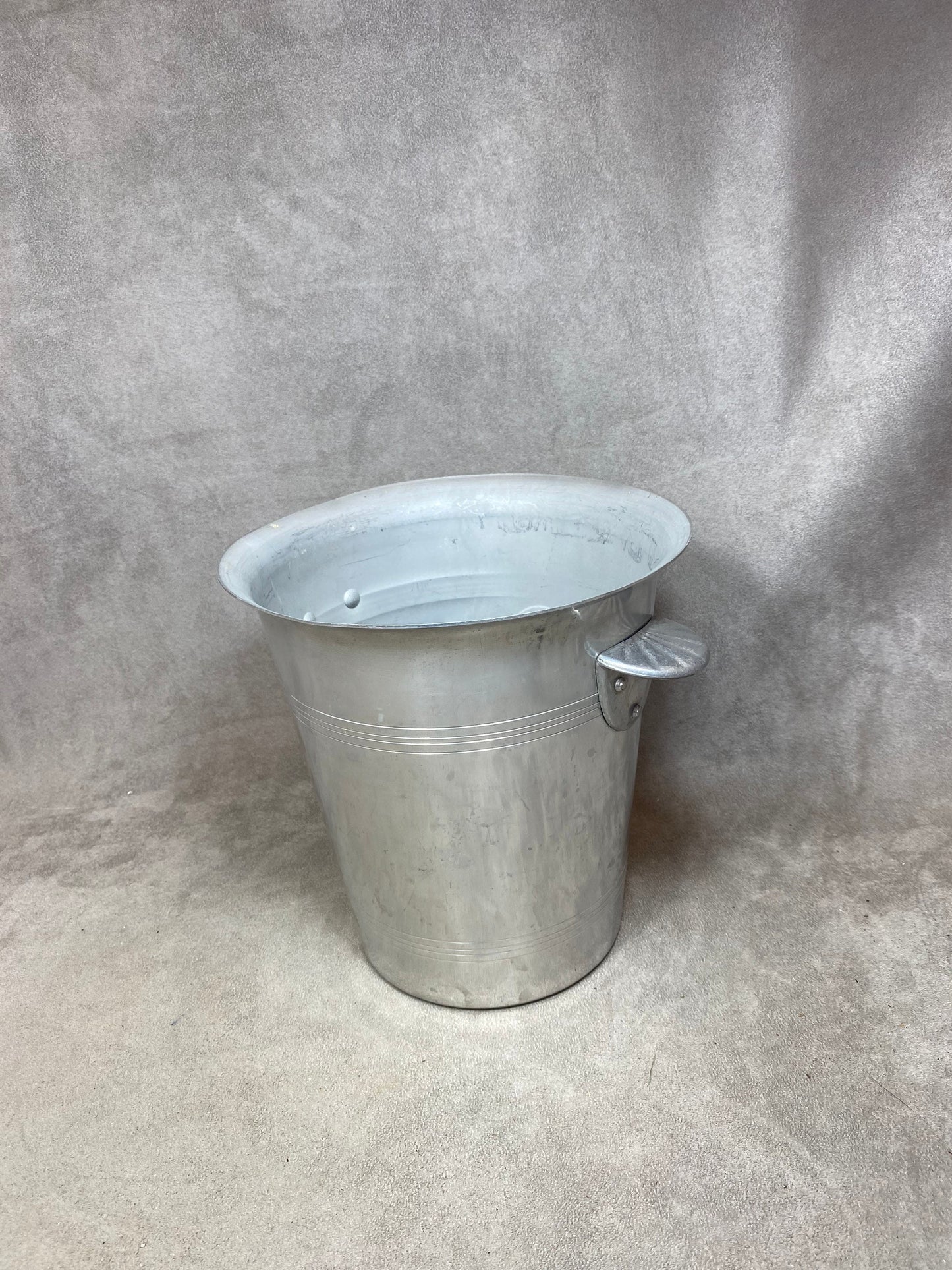 Seau à champagne De Castellane en aluminium vintage Made in France