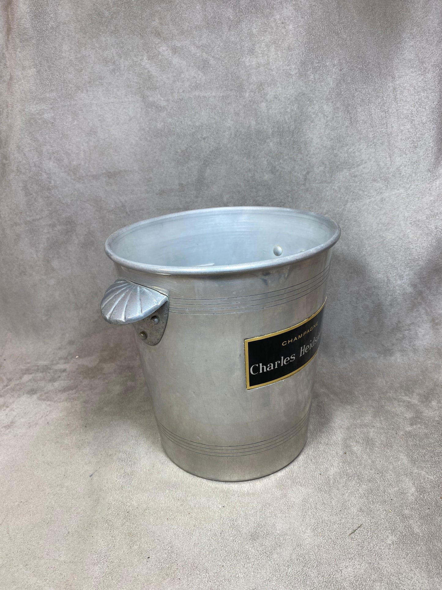 Seau à champagne vintage Heidsieck en aluminium Années 1980