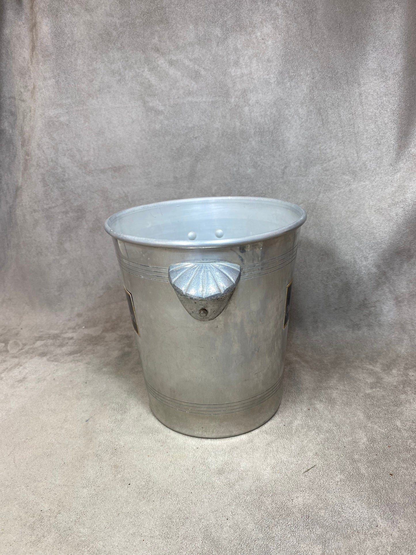 Seau à champagne vintage Heidsieck en aluminium Années 1980