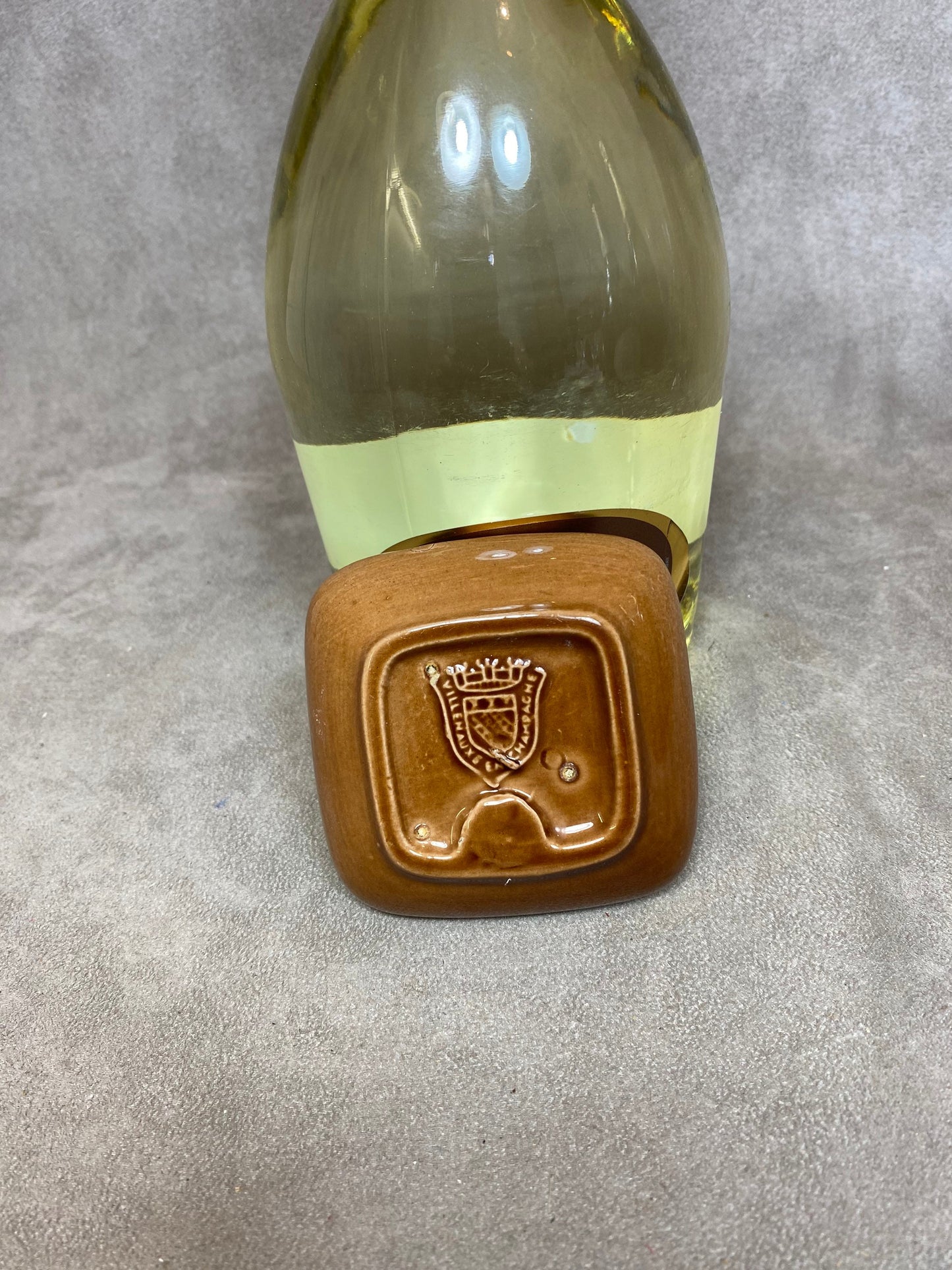 Ruinart Vintage Aschenbecher aus brauner Keramik, Französischer Champagner, Champagner-Geschenk, Made in France