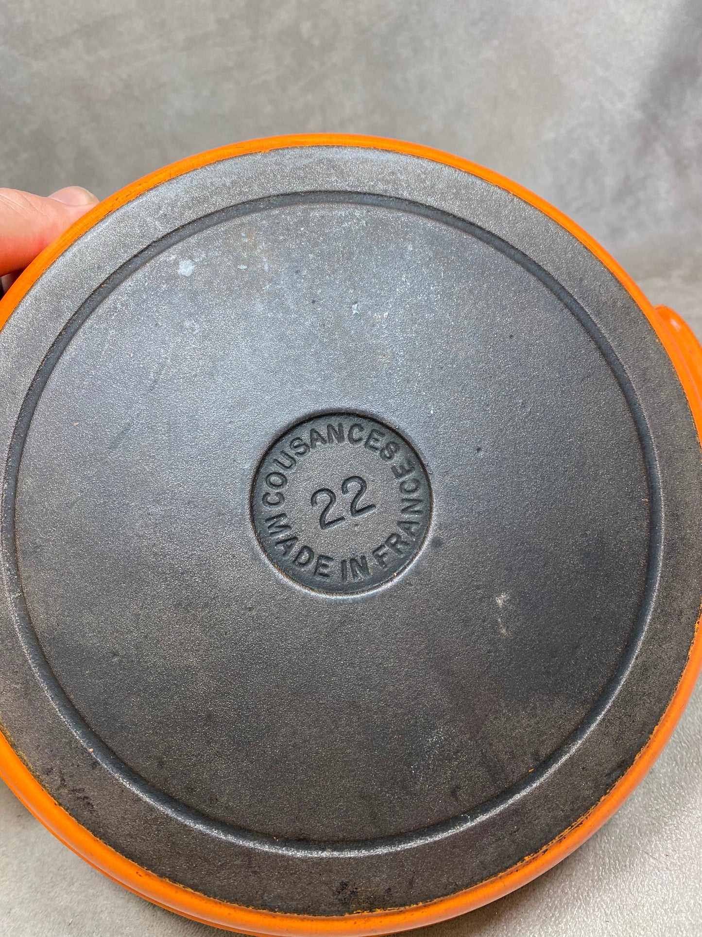 Plat en fonte orange Le Creuset vintage Made in France 1980