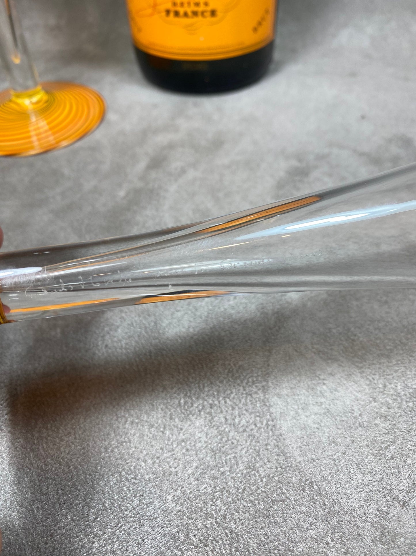 VERY RARE Veuve Clicquot 2 Magnifique Flûtes à champagne La Grande Dame en verre Murano fait main par Carlo Moretti Made in Italy