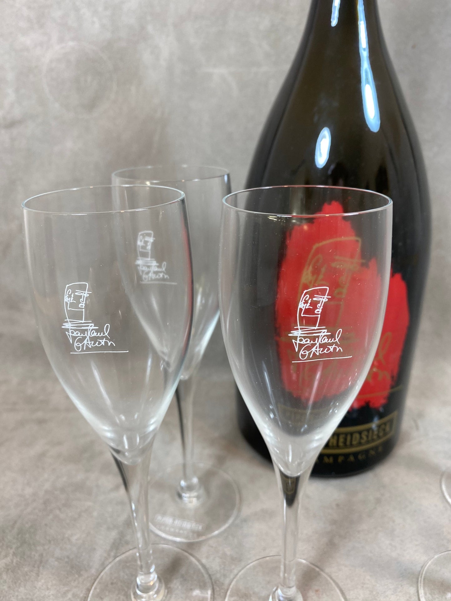 RARE Lot de 6 flûtes à Champagne en cristal Piper-Heidsieck par Jean Paul Gaultier Reims Années 1990