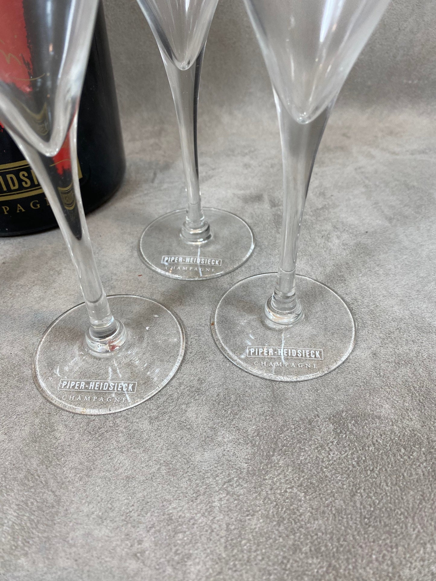 RARE Lot de 6 flûtes à Champagne en cristal Piper-Heidsieck par Jean Paul Gaultier Reims Années 1990