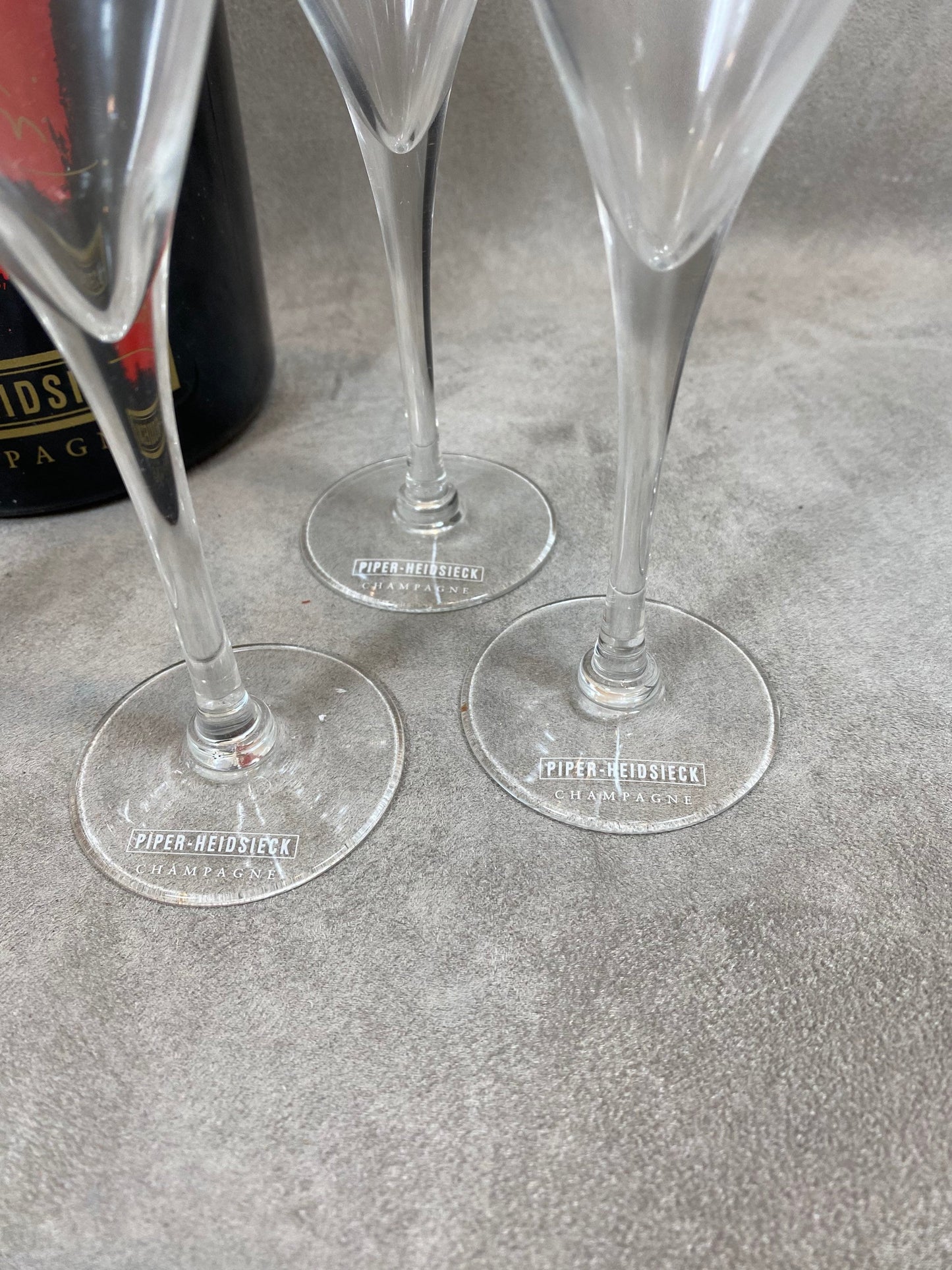 RARE Lot de 6 flûtes à Champagne en cristal Piper-Heidsieck par Jean Paul Gaultier Reims Années 1990