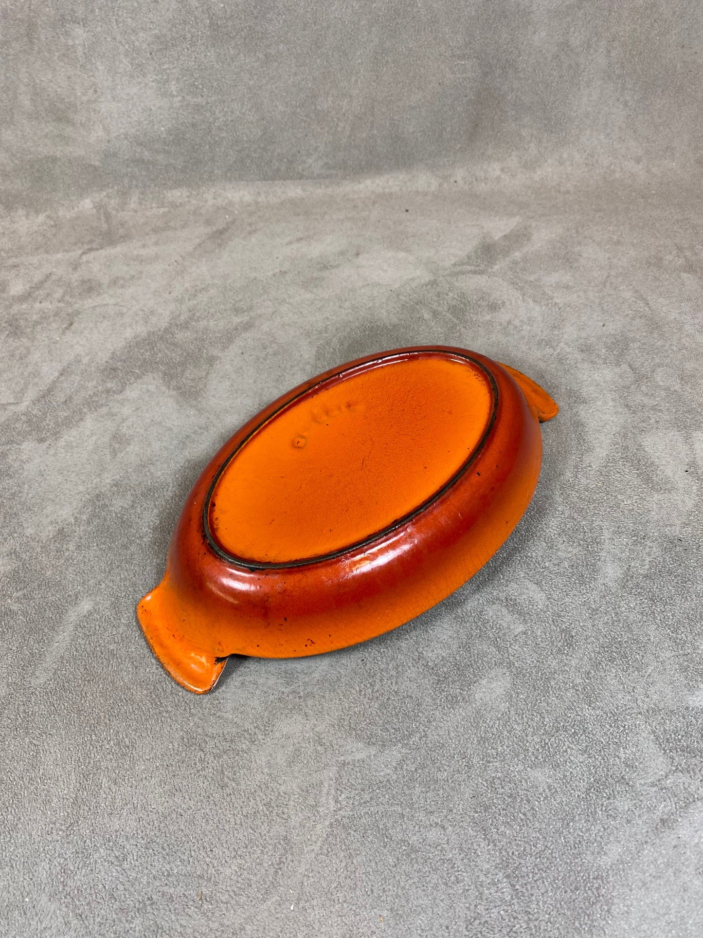 Plat en fonte orange Le Creuset vintage Made in France Années 1980