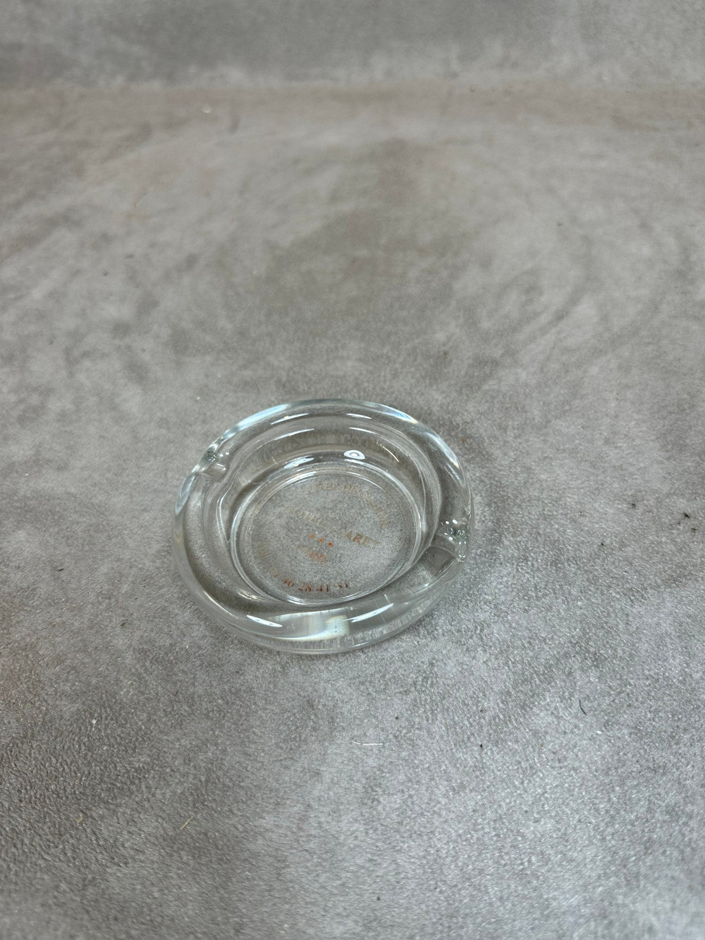 Werbeaschenbecher aus Glas, Charmantes Hotel, Hotel Claret, Made in France, Vintage 1980