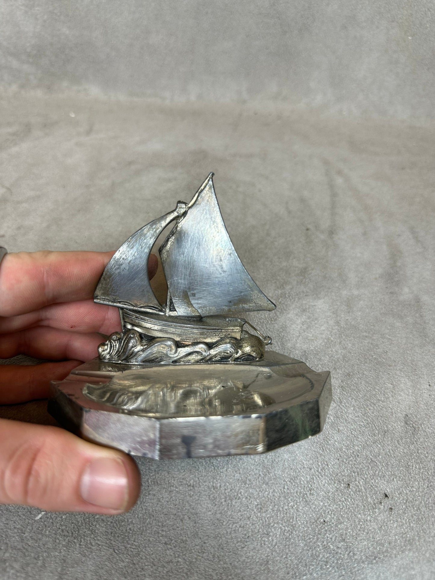 Aschenbecher aus Metall, Boot auf dem Meer, Made in France, Vintage 1970