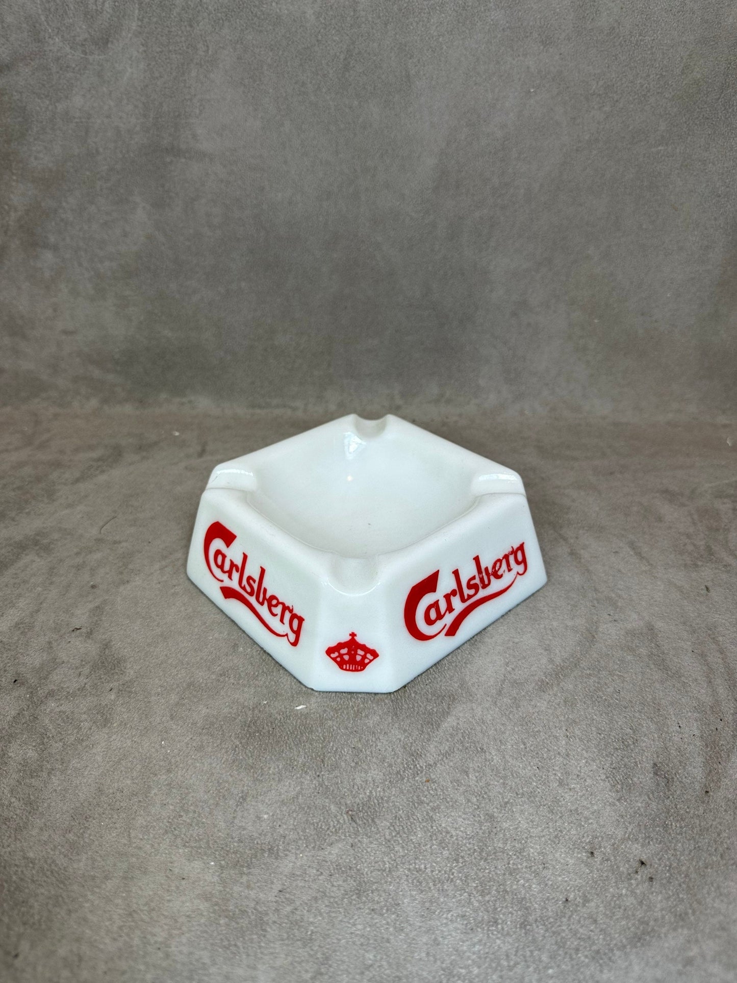 Cendrier Carlsberg publicitaire vintage en verre blanc Made in France