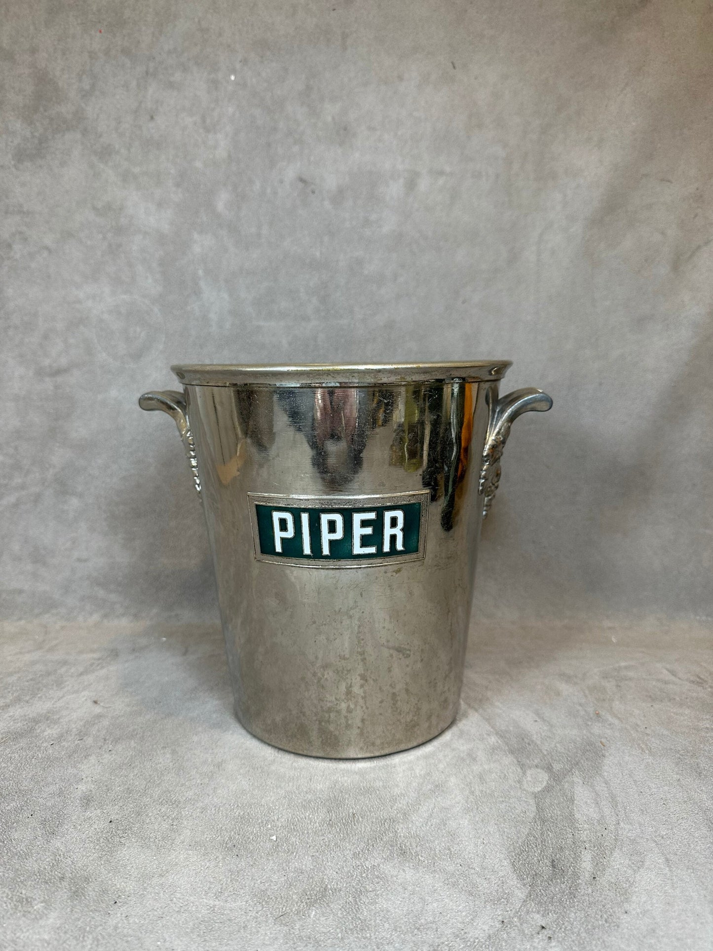 VERY RARE Magnifique Seau à Champagne en métal argenté Piper-Heidsieck Reims Made in France Années 1940
