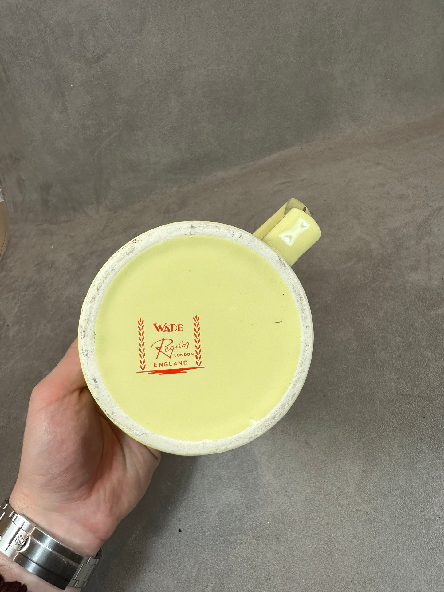 White Label Dewar's Scotch Whisky Vintage Wade Made in England Ceramic Advertising Jug