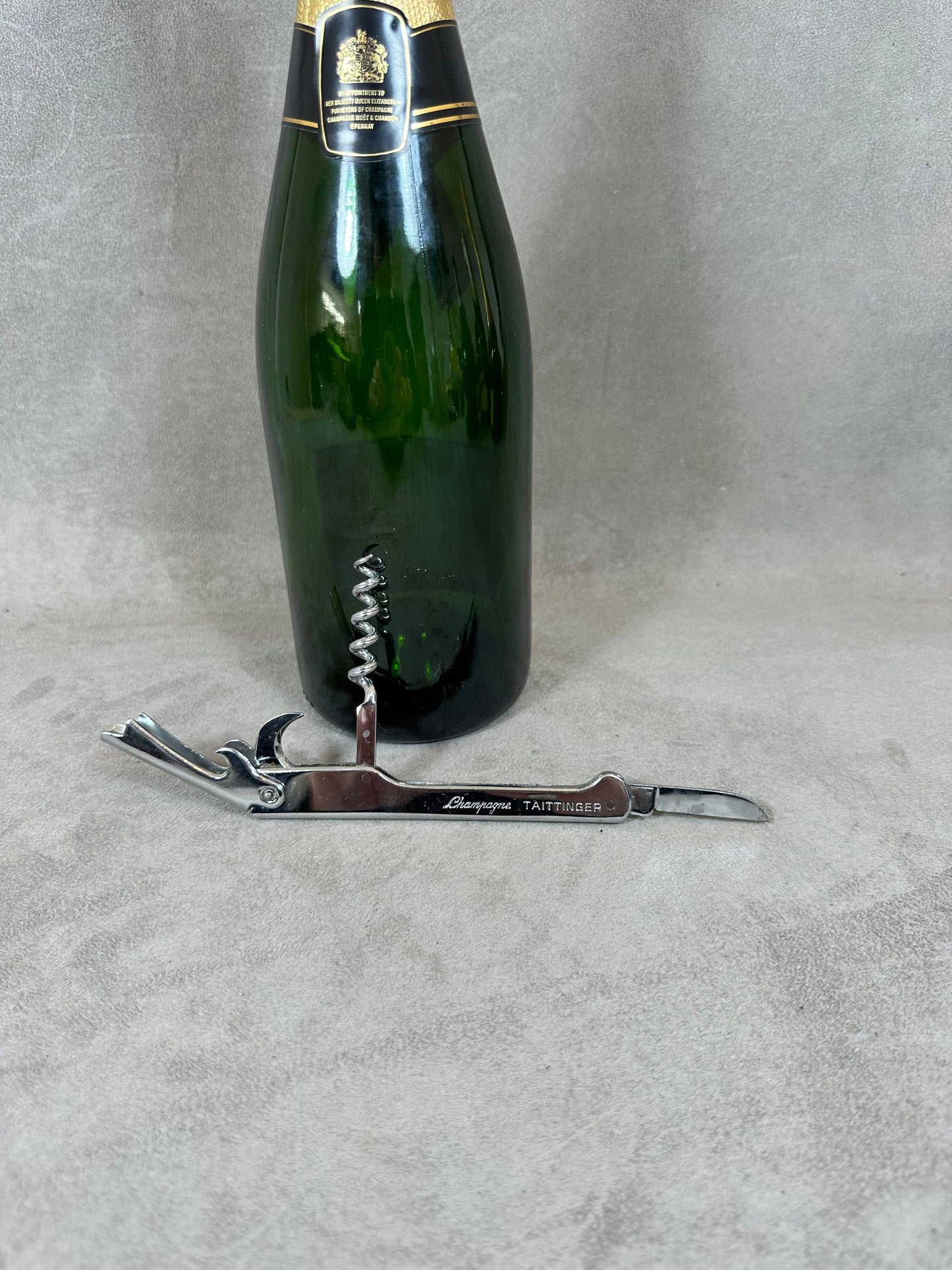 Taittinger Décapsuleur, Tire-bouchon en acier vintage Made in France, Wine Collectors, French Wine
