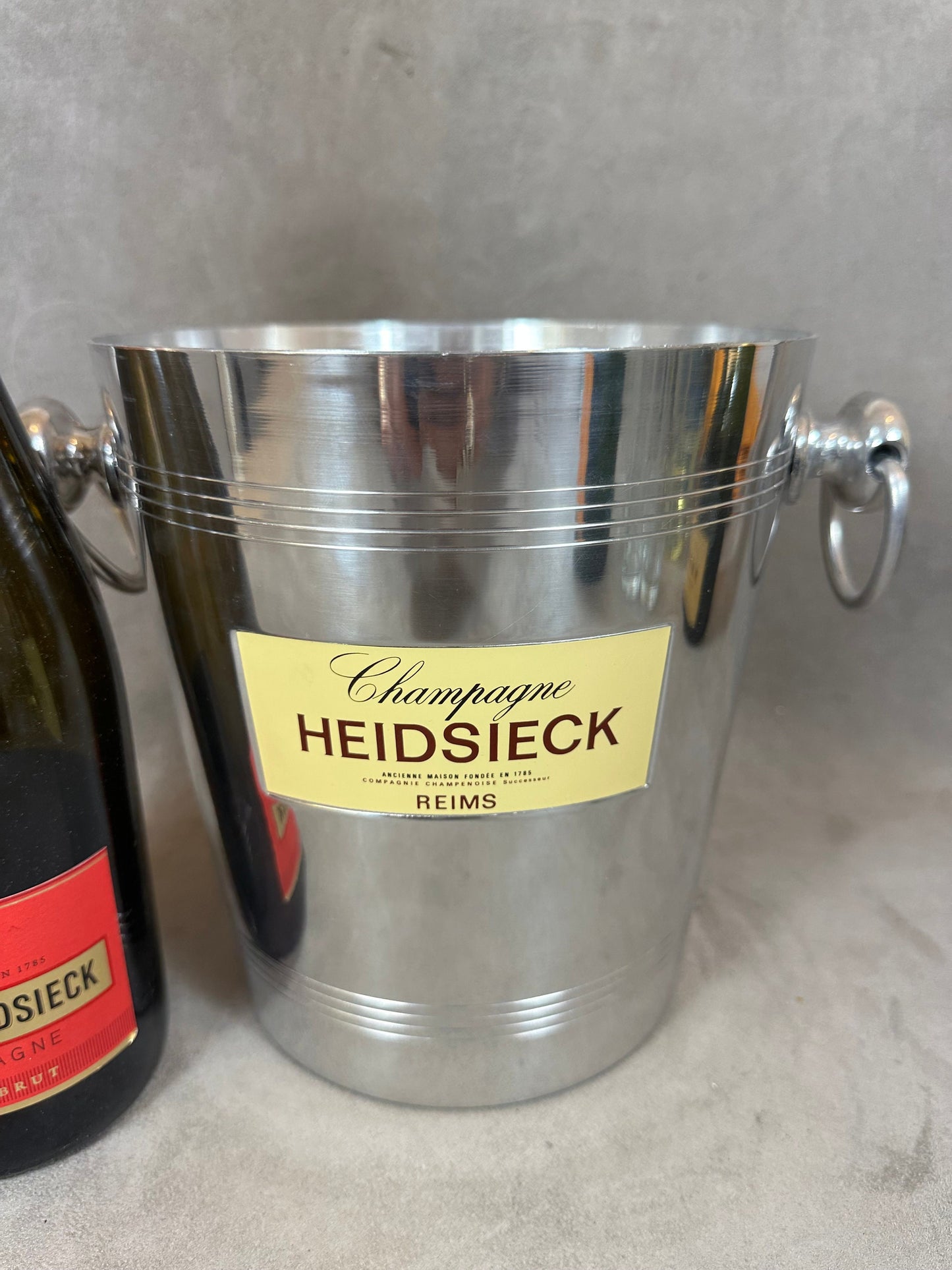 Seau à champagne vintage Heidsieck en aluminium Années 1980