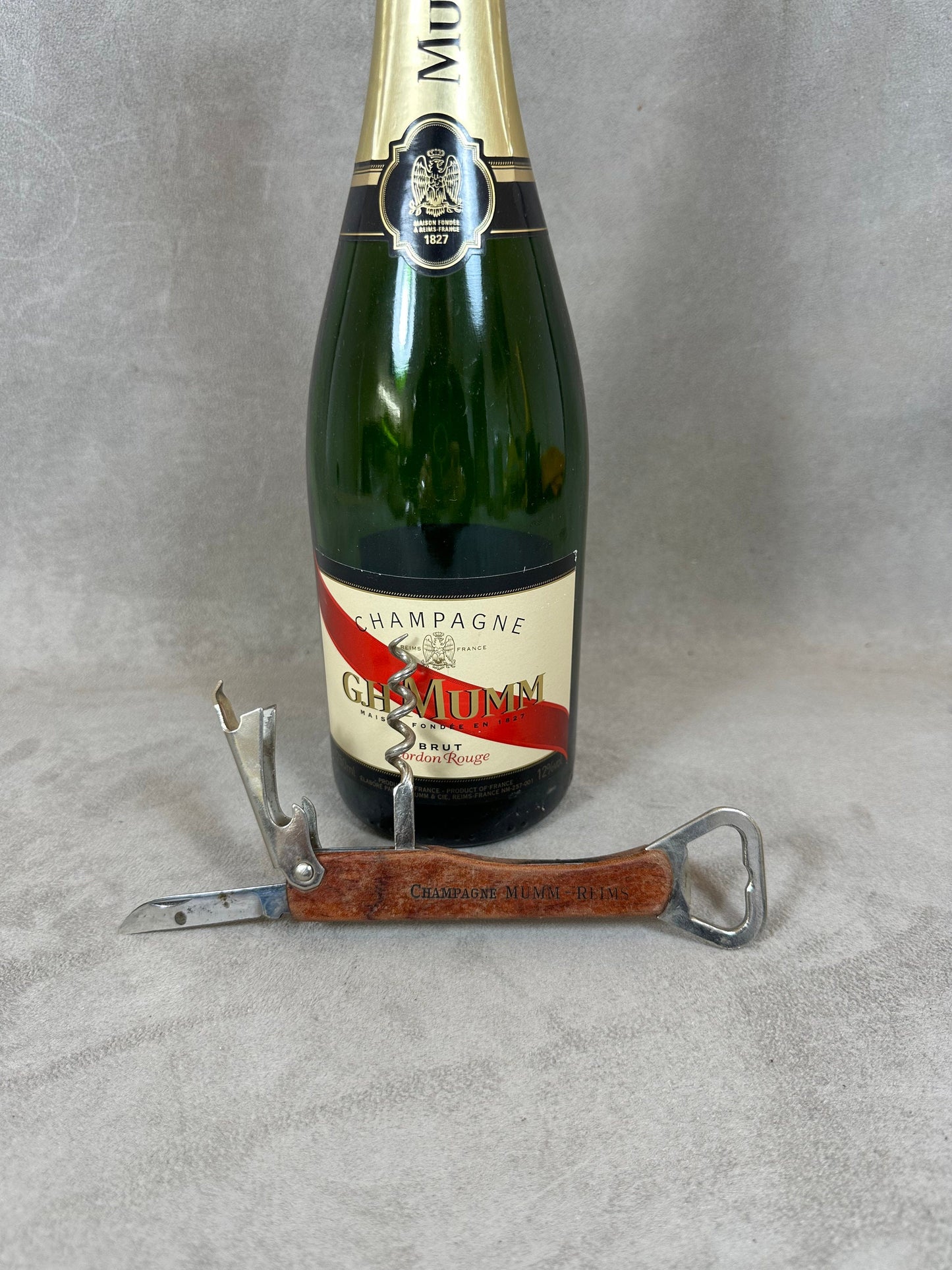 Décapsuleur, Tire-bouchon Champagne Mumm en acier et bois Made in France Vintage 1970
