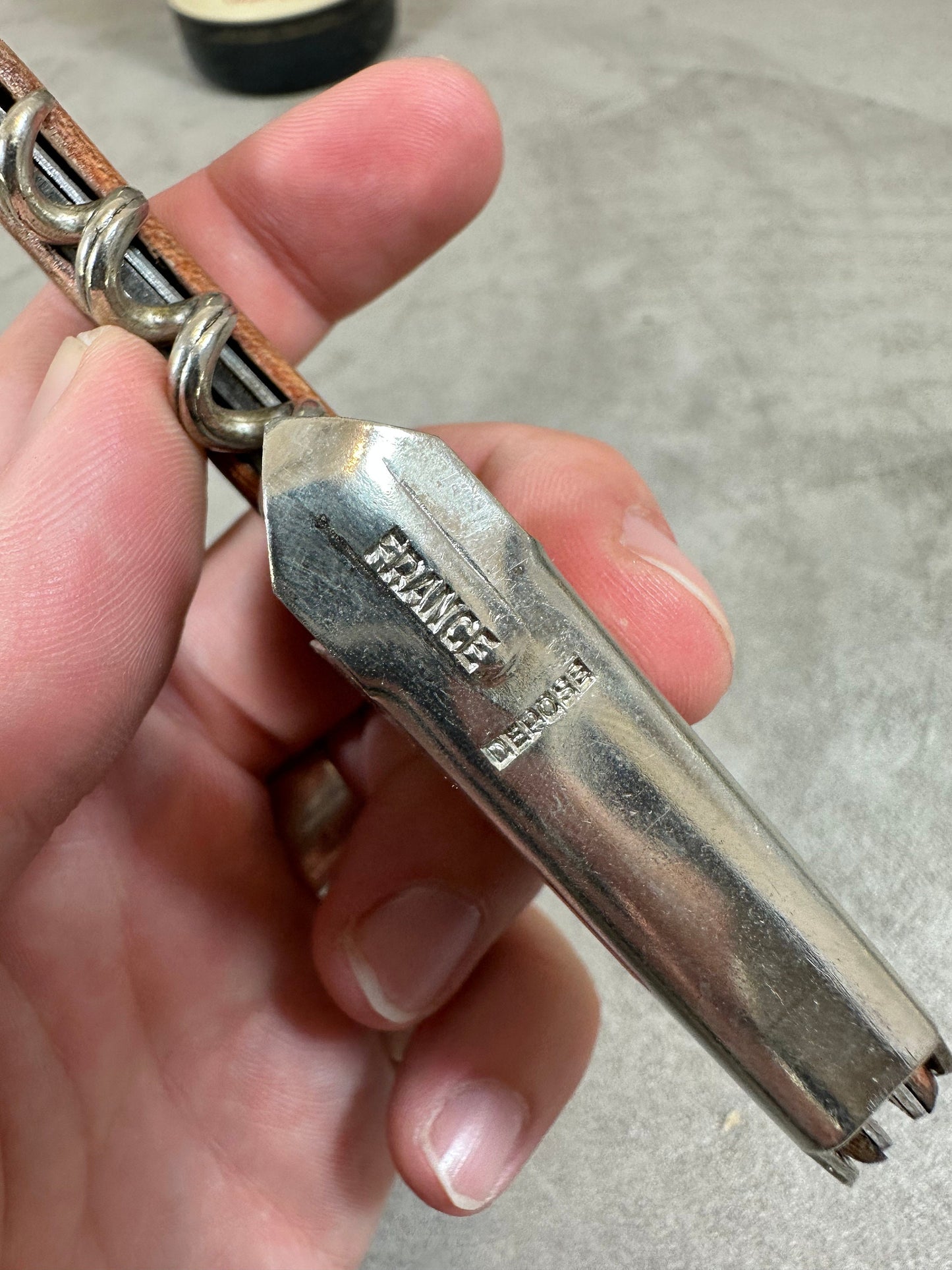Décapsuleur, Tire-bouchon Champagne Mumm en acier et bois Made in France Vintage 1970