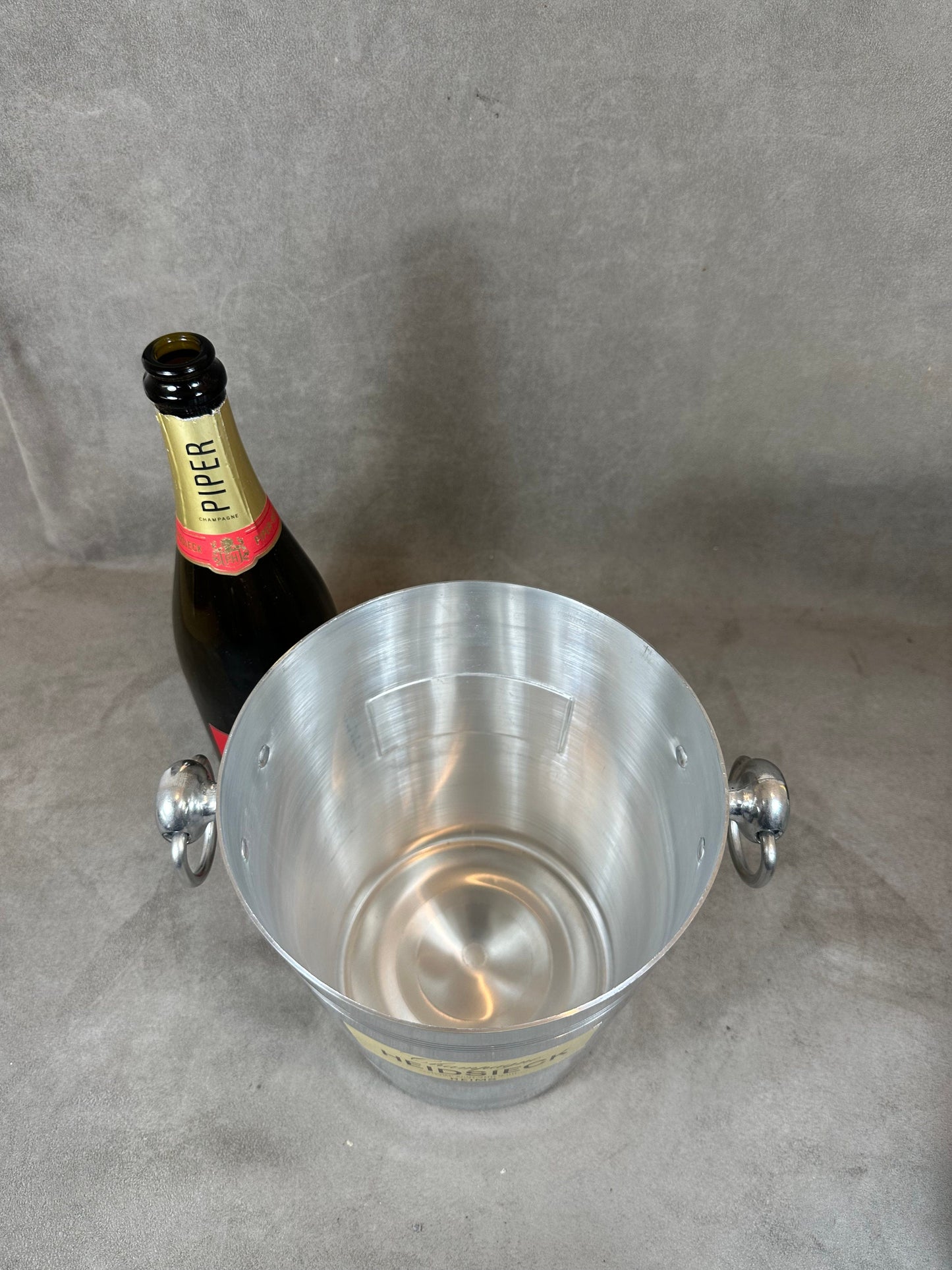 Seau à champagne vintage Heidsieck en aluminium Années 1980