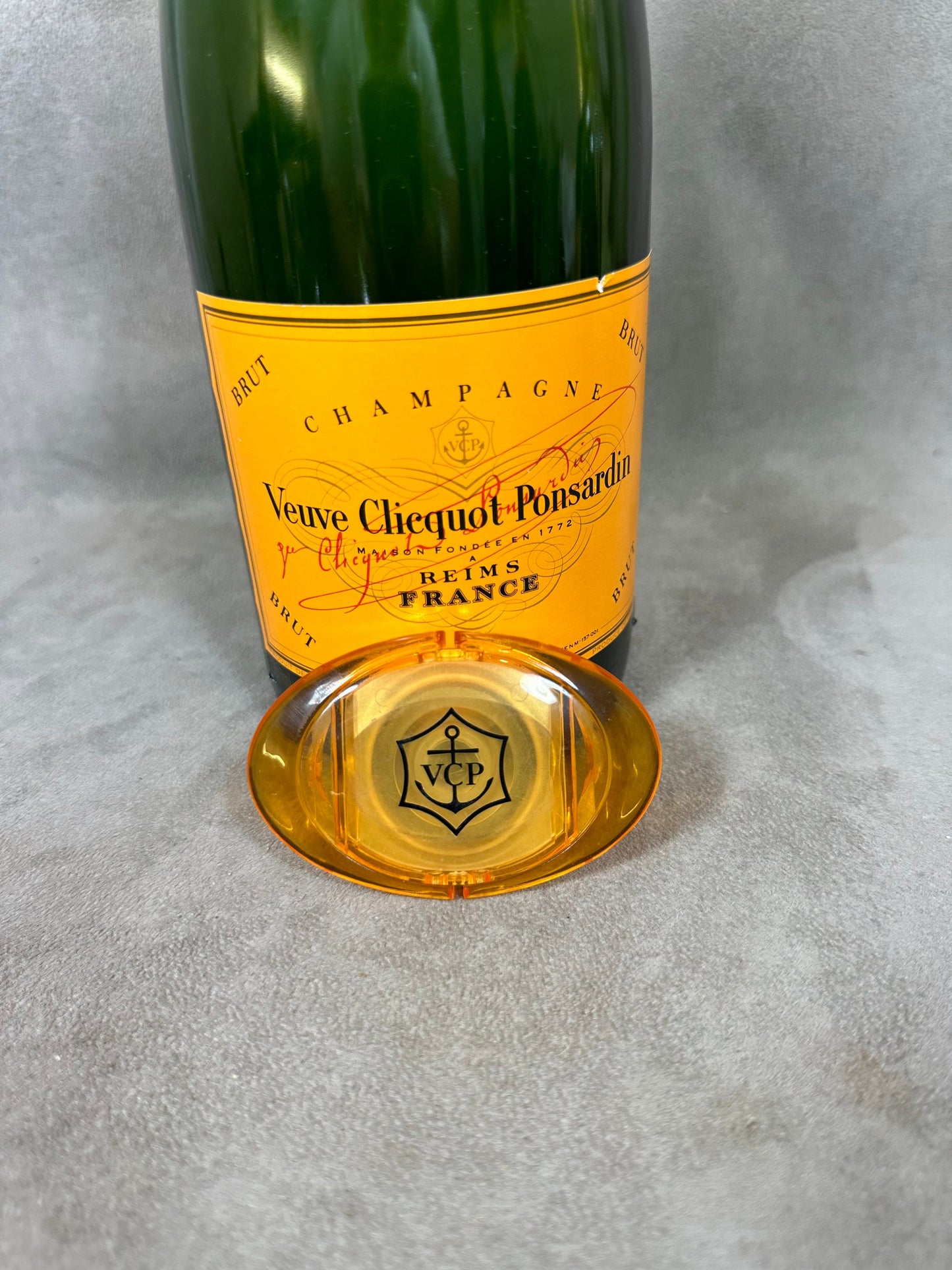 Bouchon stoppeur pour bouteille de champagne Veuve Clicquot Ponsardin Made in France Vintage 1980