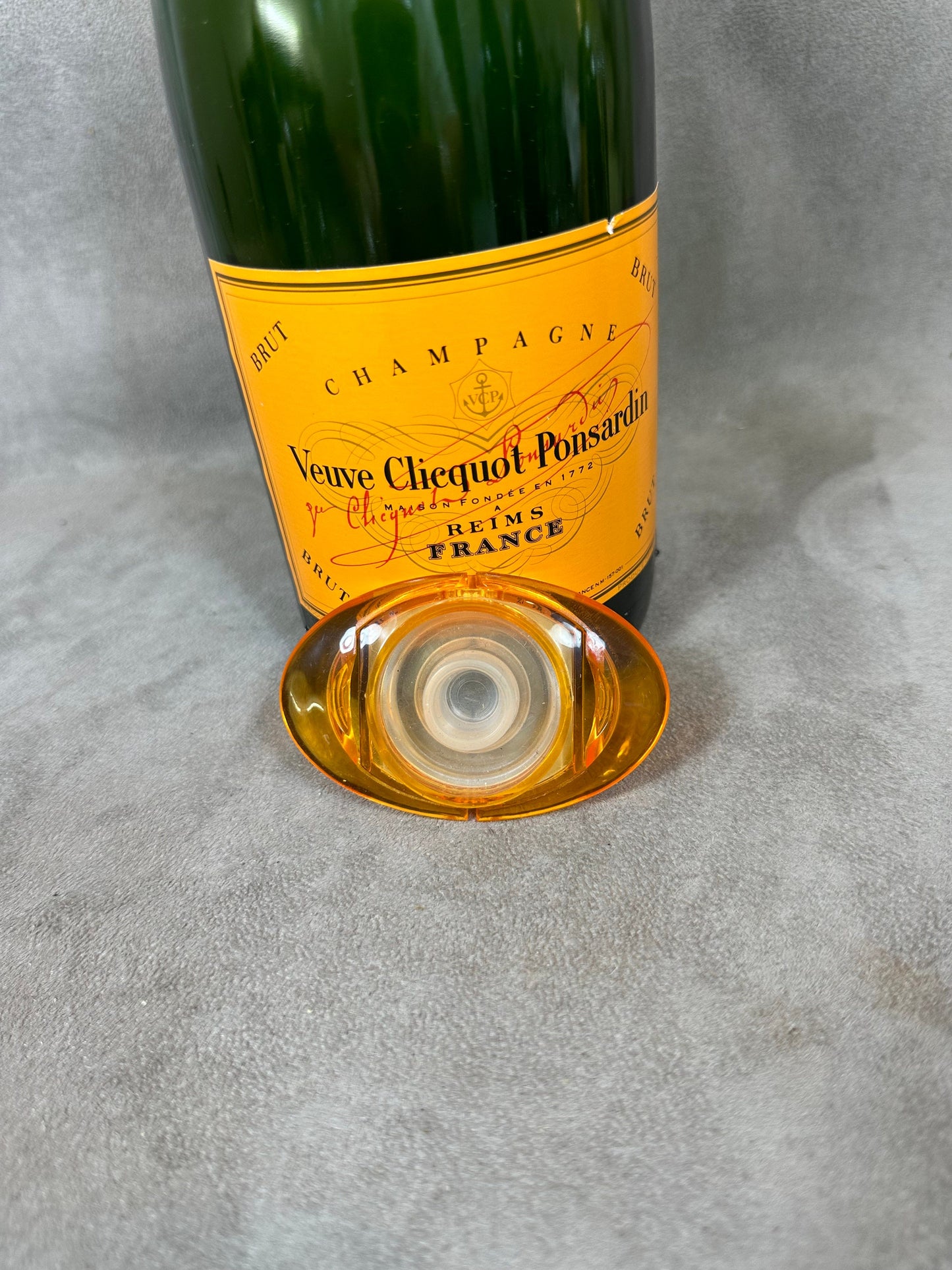 Bouchon stoppeur pour bouteille de champagne Veuve Clicquot Ponsardin Made in France Vintage 1980