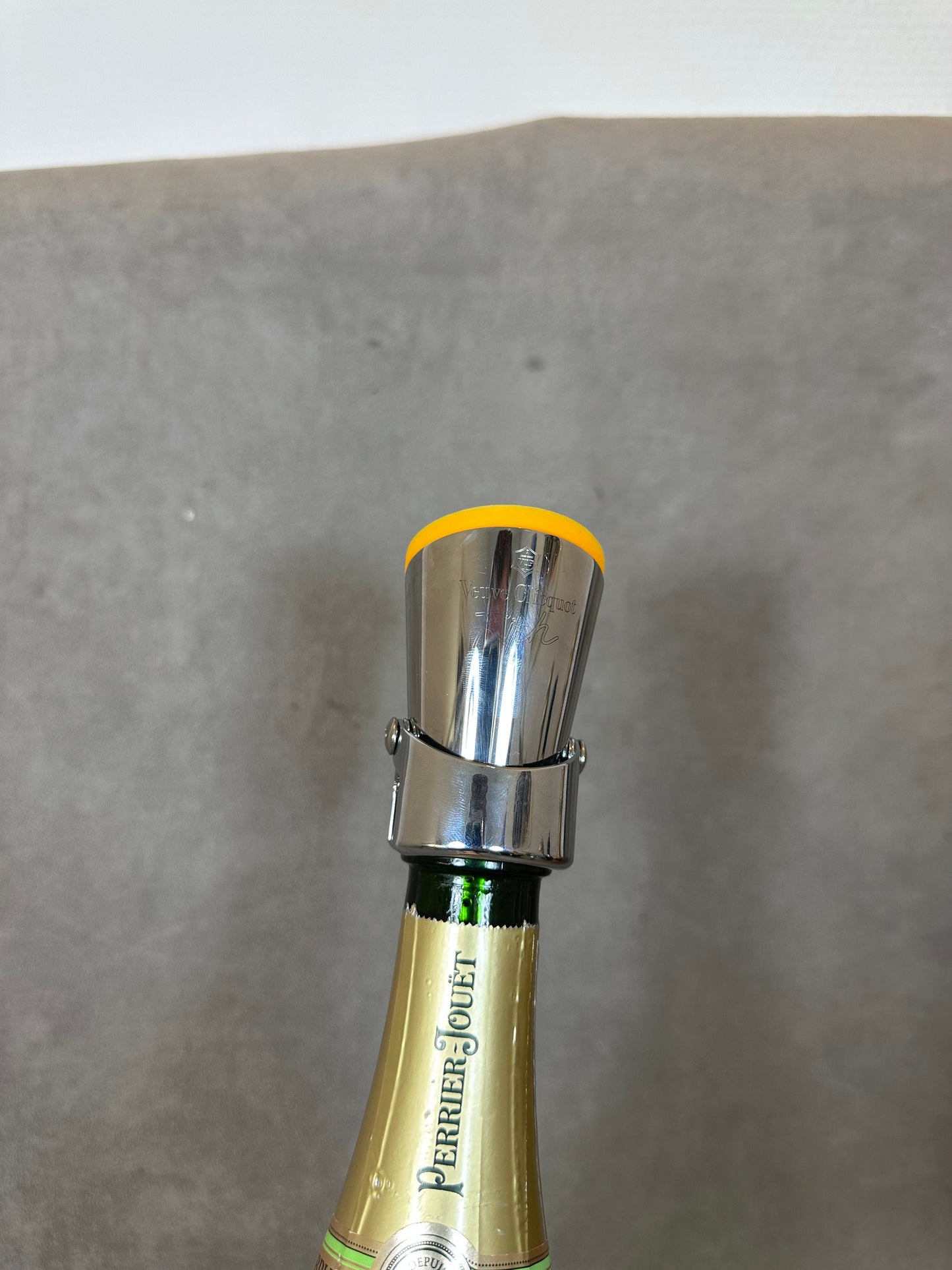 RARE Bouchon en acier spécial Veuve Clicquot Rich pour mélange, mixologie et cocktail Veuve Clicquot Ponsardin