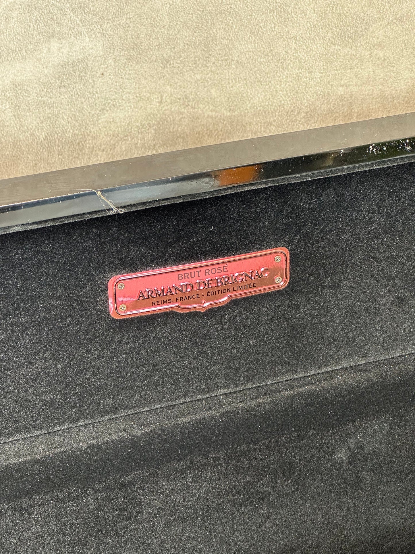 RARE Caisse en bois champagne Armand de Brignac rosé Made in France Année 2000