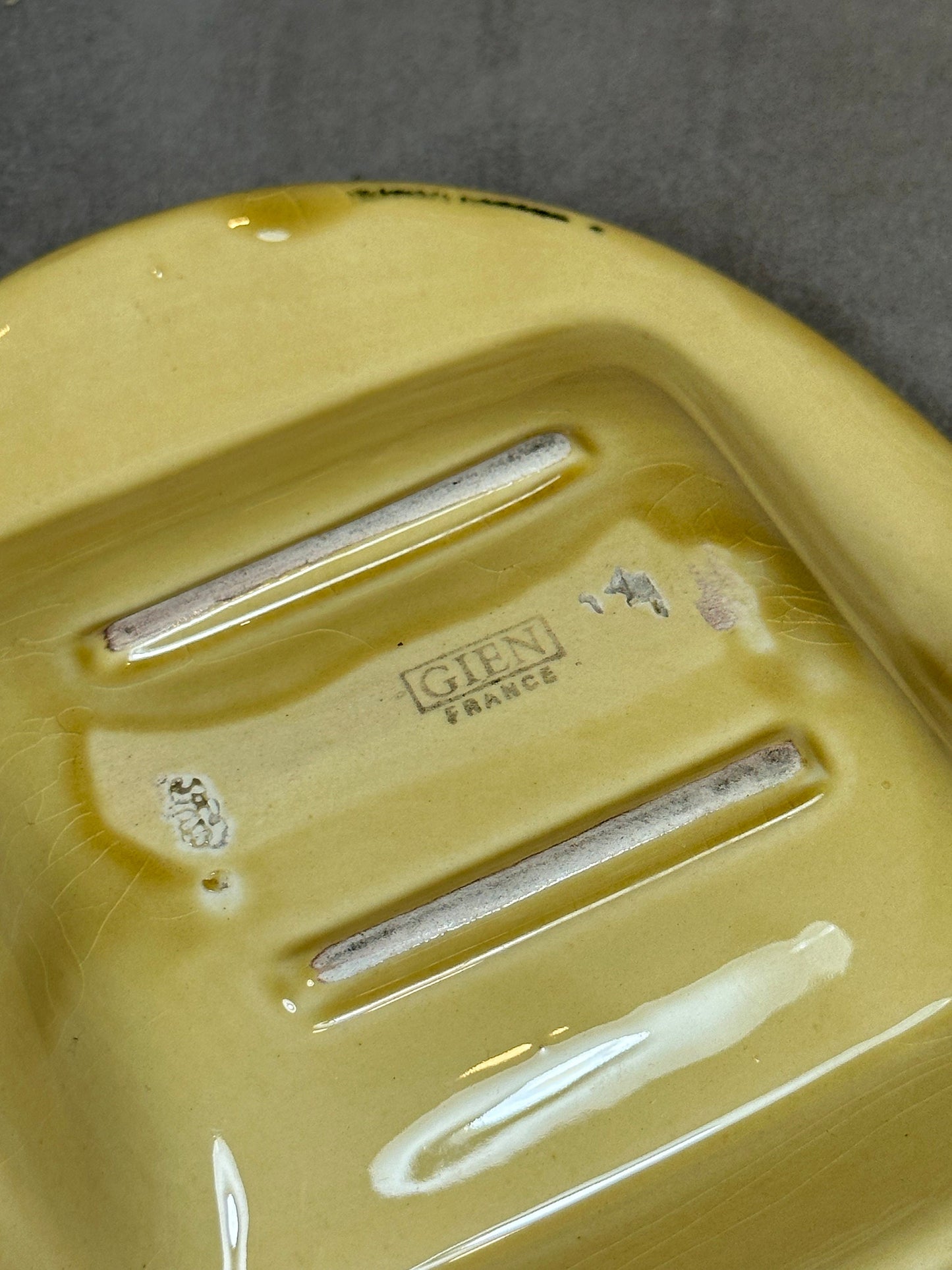 RARE Cendrier ramasse monnaie en céramique jaune Suze par GIEN Vintage Made in France