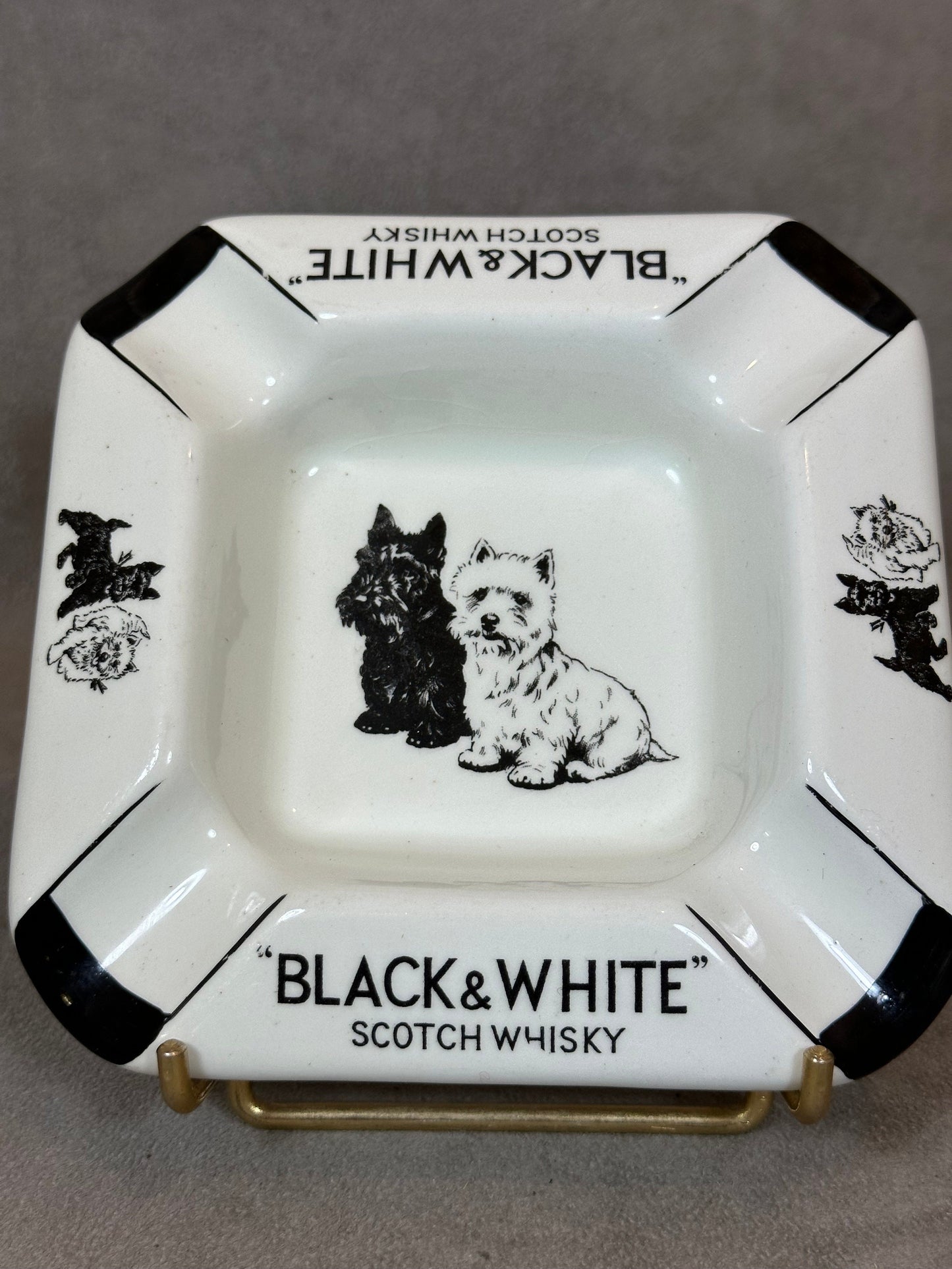 SELTENER Vintage Schwarz-Weiß Whisky Keramik Aschenbecher James Green und Neffe Made in England 1960er Jahre